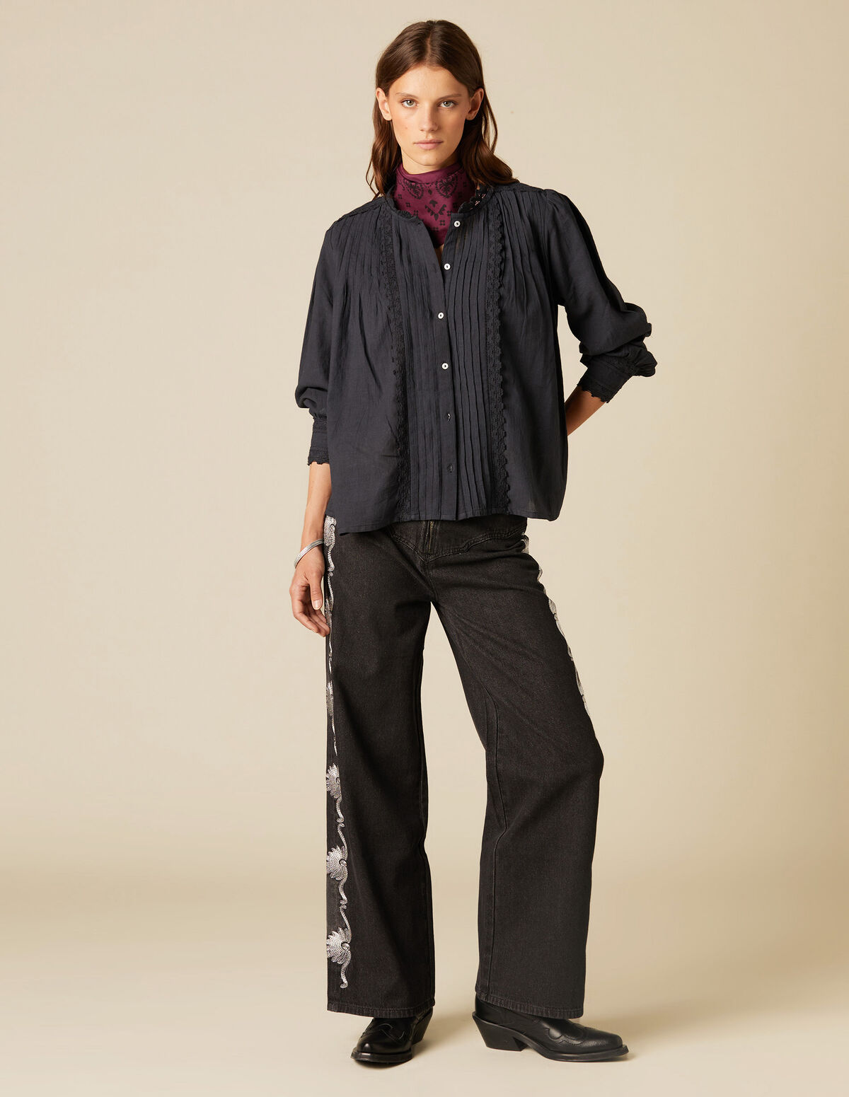 ANTHRACITE JEANS WITH SILVER EMBROIDERY
