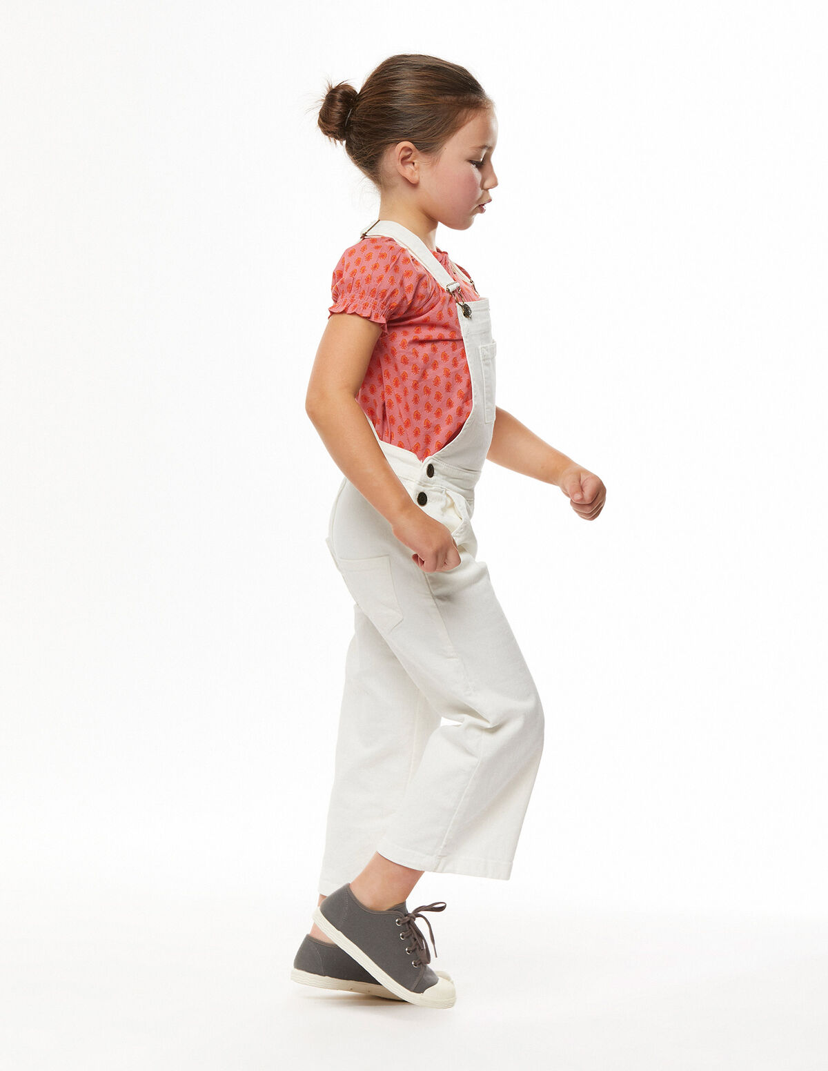 Peto ancho bolsillo blanco