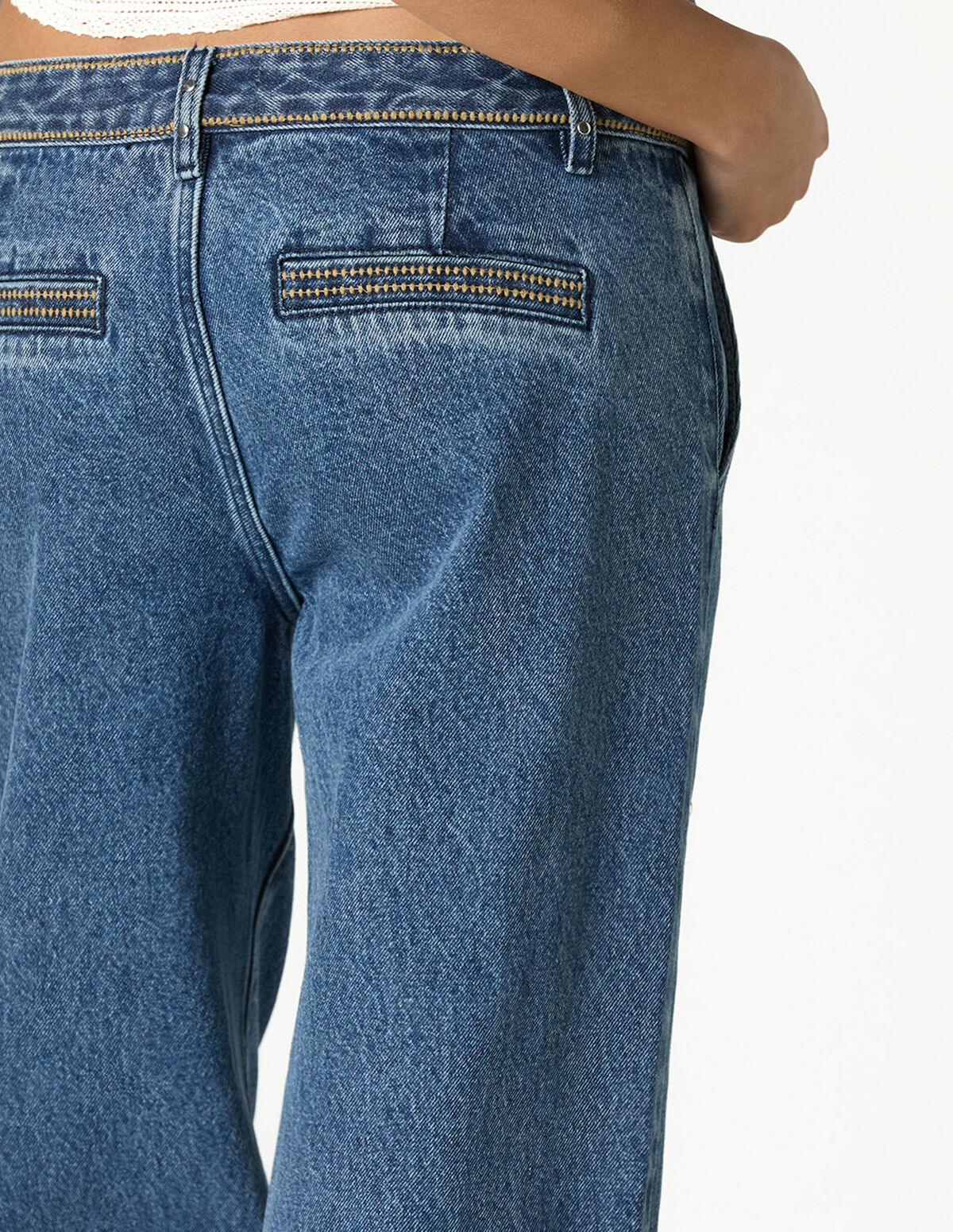 CAL&Ccedil;AS BORDADO DENIM BRANCO