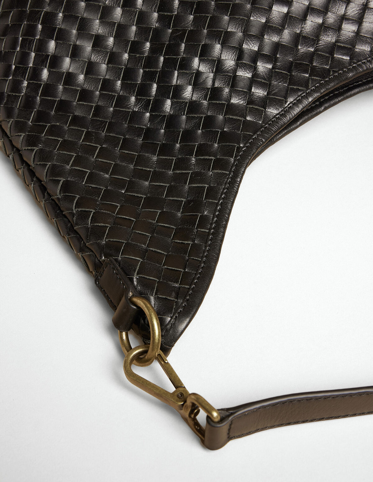 MALA ENTRAN&Ccedil;ADA CASTANHO