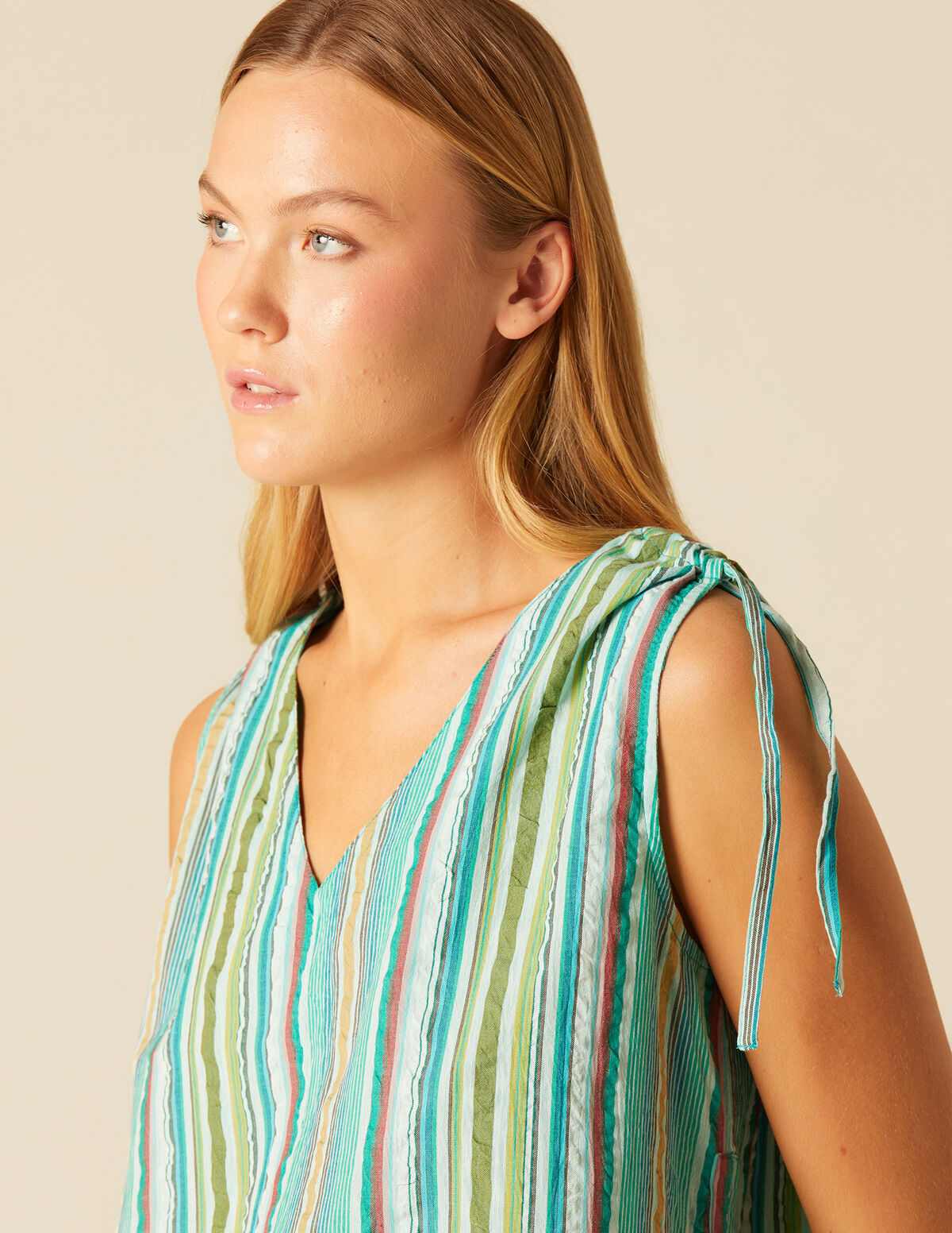 CAMISA RISCA MULTICOLOR AMORA