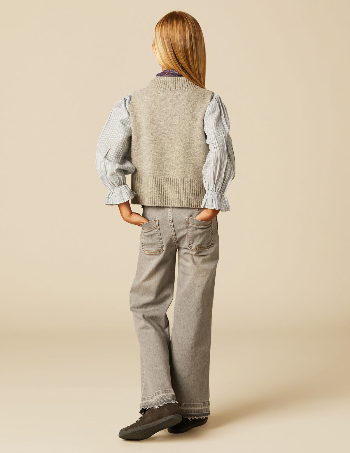 GREY WAISTCOAT