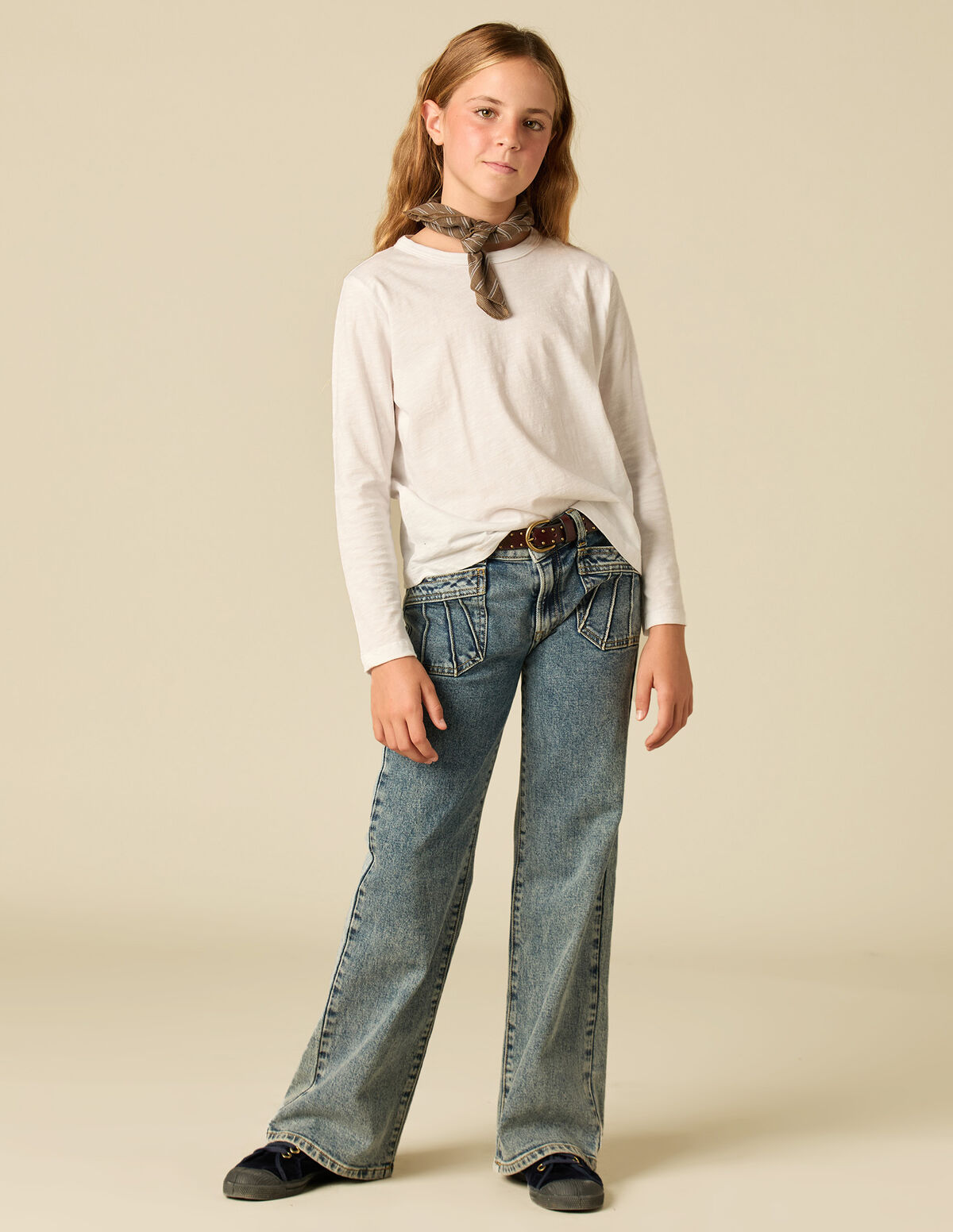 PANTALÓN AZUL BOLSILLOS COSTURAS