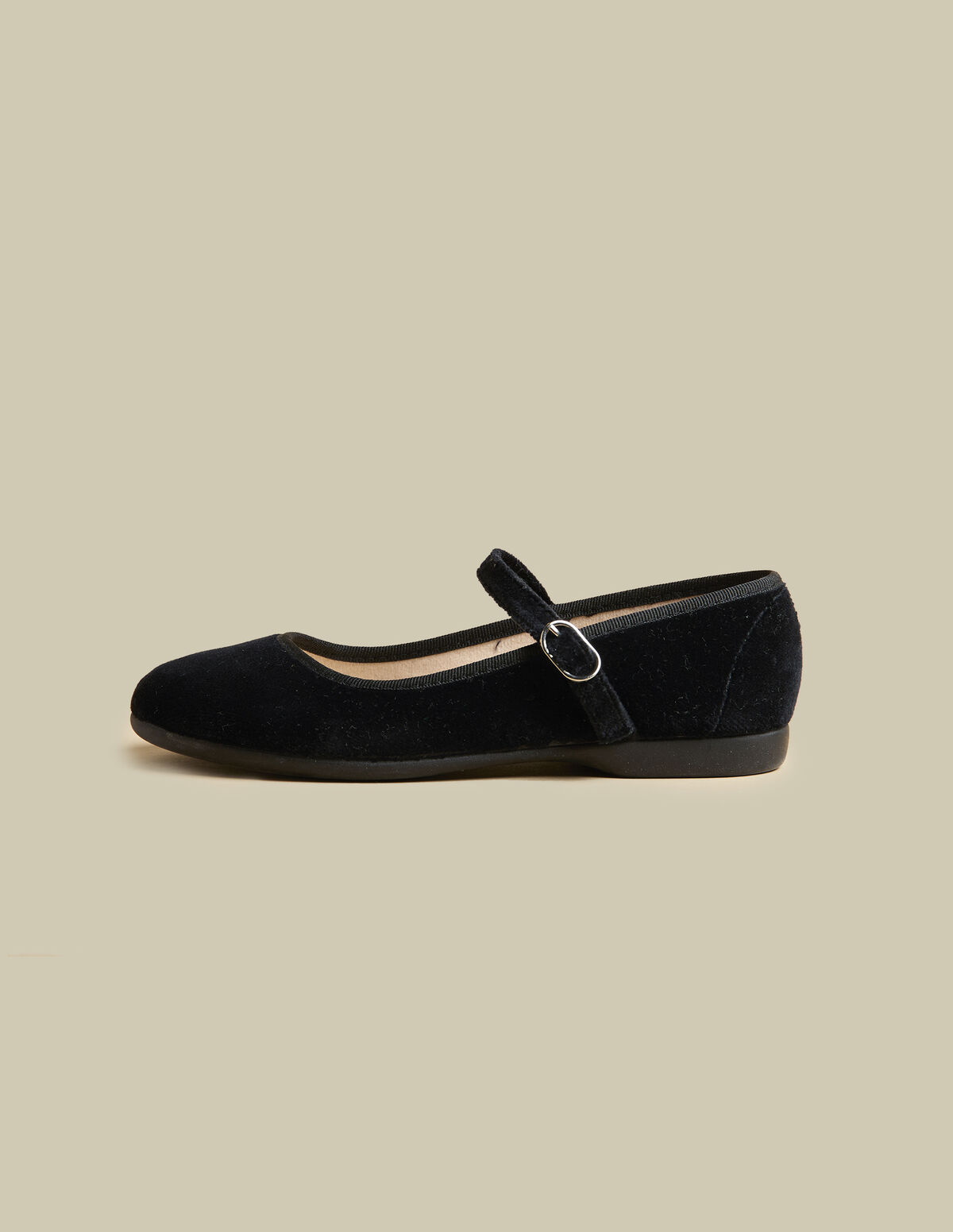 BLACK VELVET CHINAS