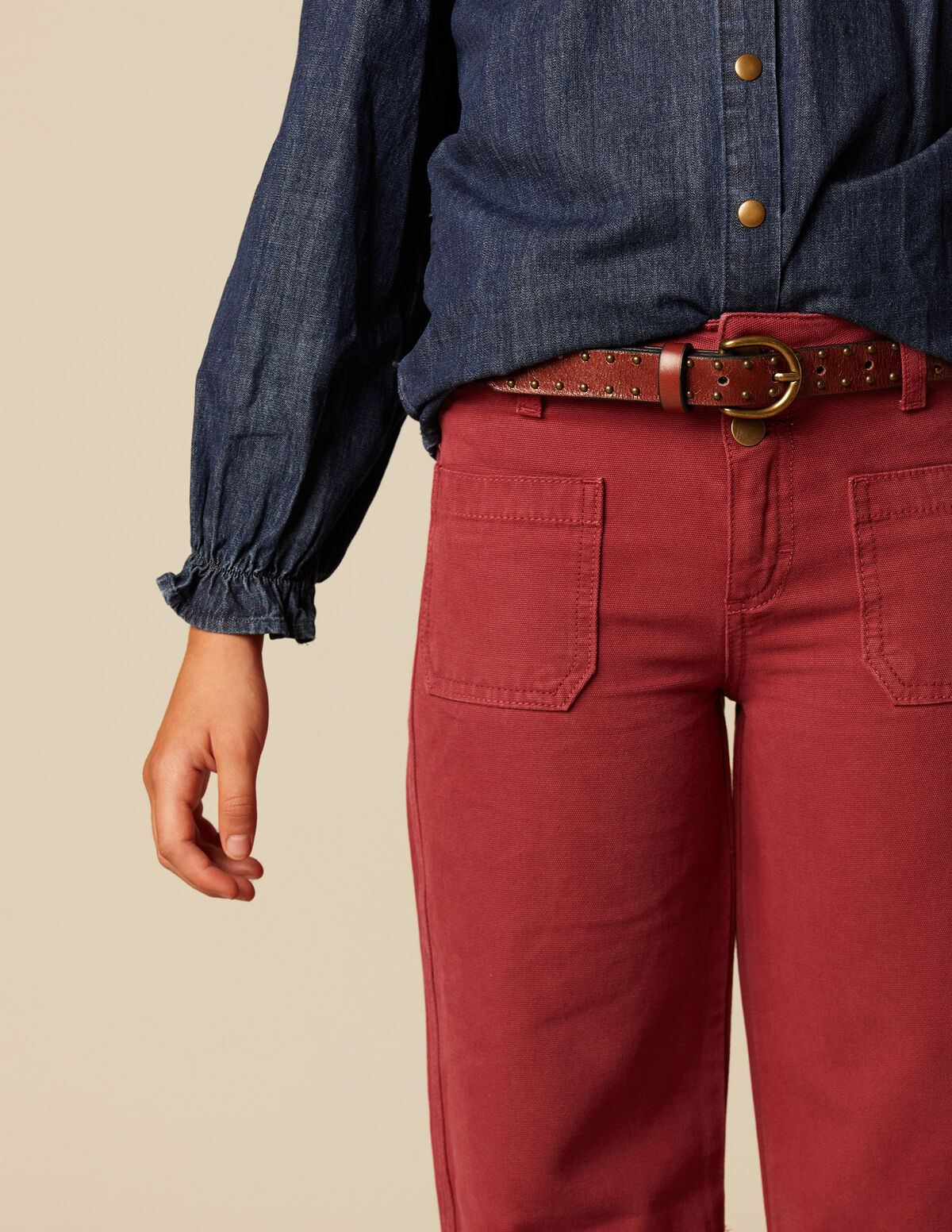 RED POCKET JEANS