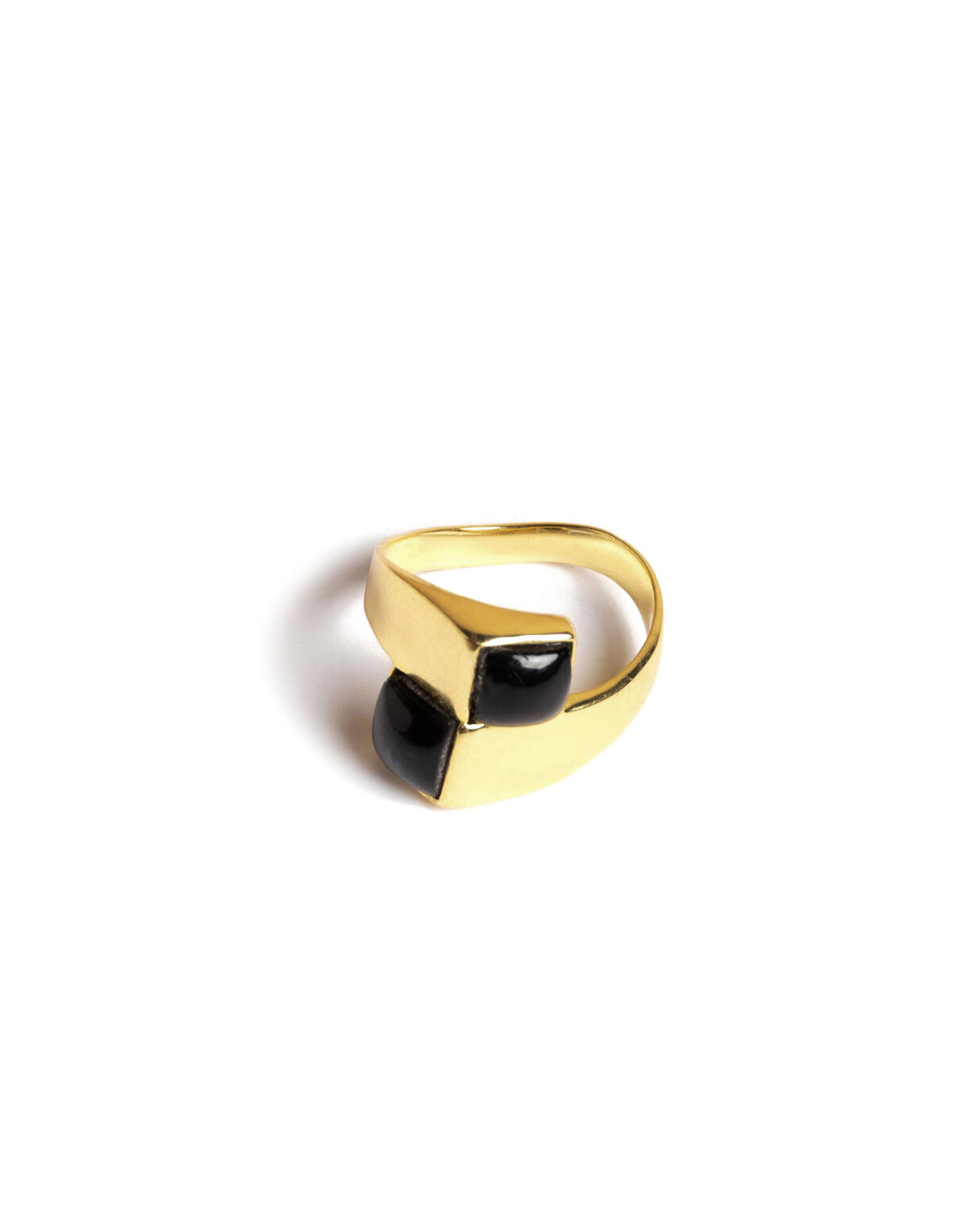 MAROON SQUARE RING