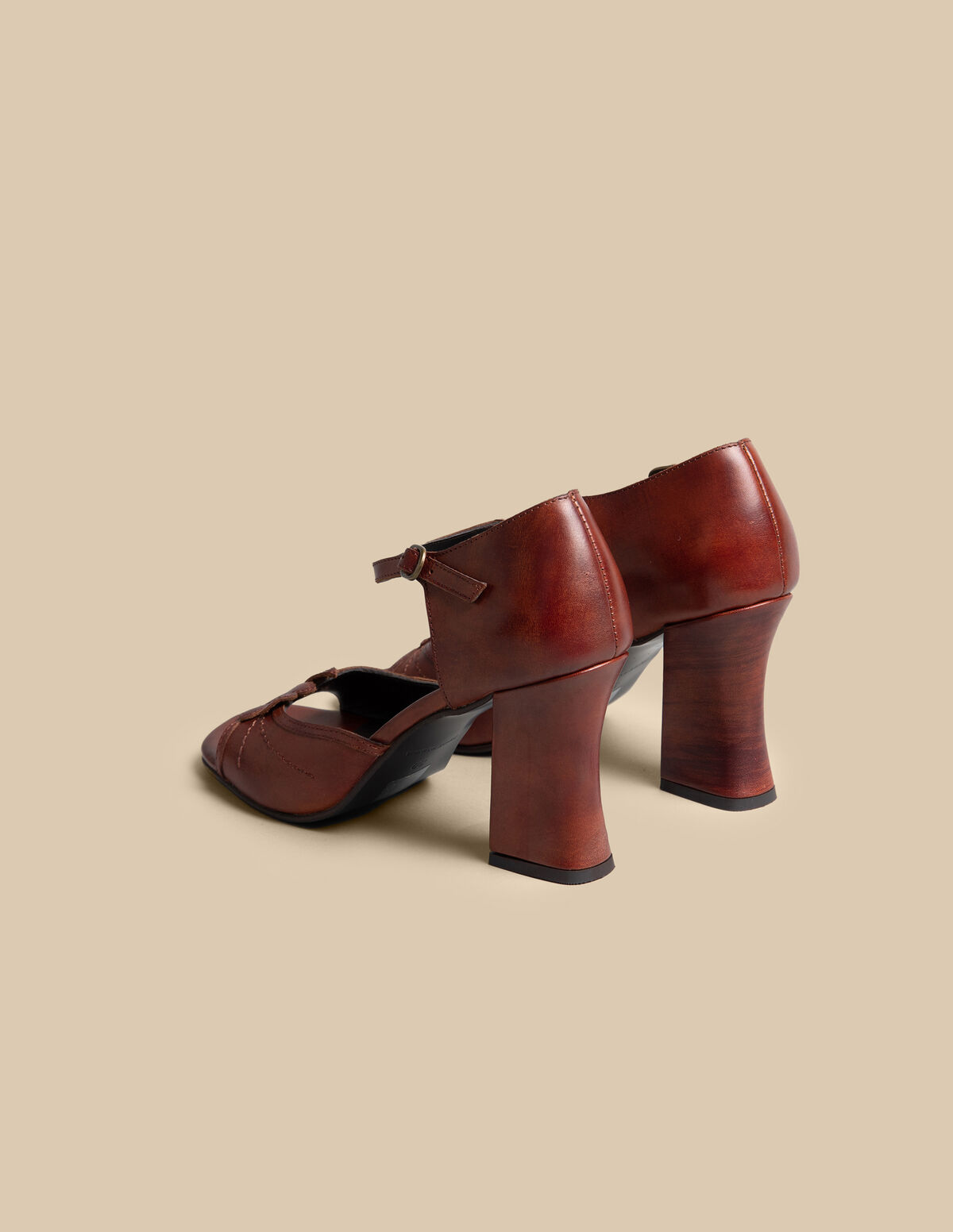 BROWN LEATHER HEELED SANDALS