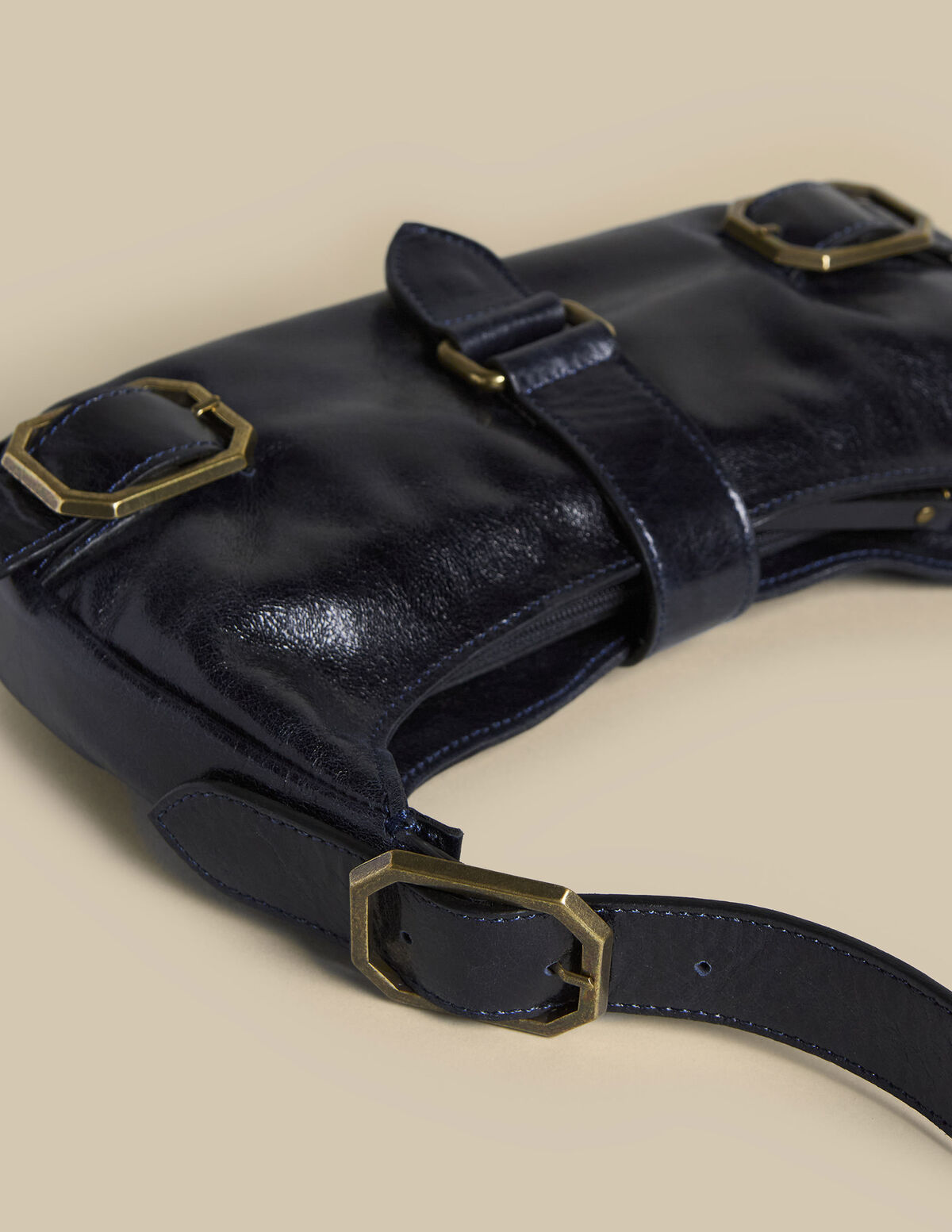 BOLSO MARRÓN HEBILLAS