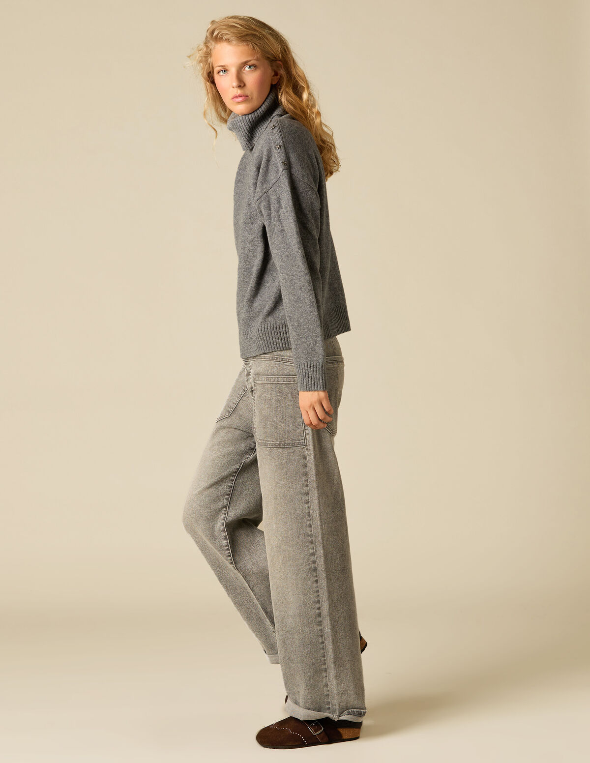 PEBBLE STARS TURTLENECK JUMPER