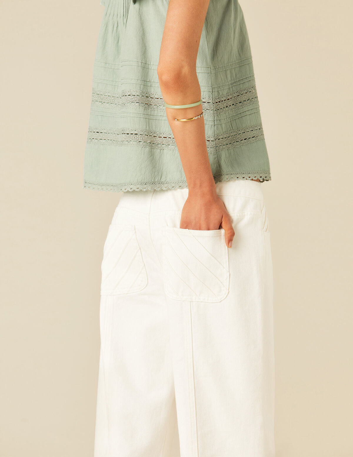 PANTALÓN BOLSILLOS PESPUNTES RAYAS AZUL