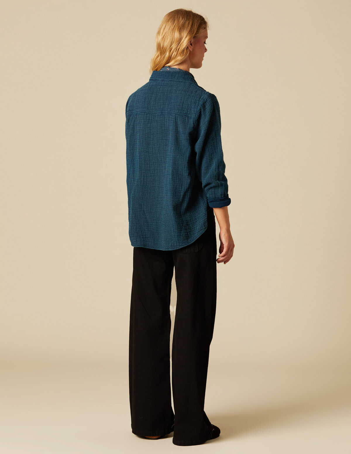 BLUE LACE TRIM SHIRT