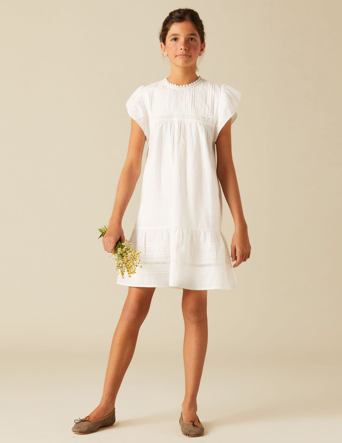 VESTIDO VOLANTE ENCAJES BLANCO