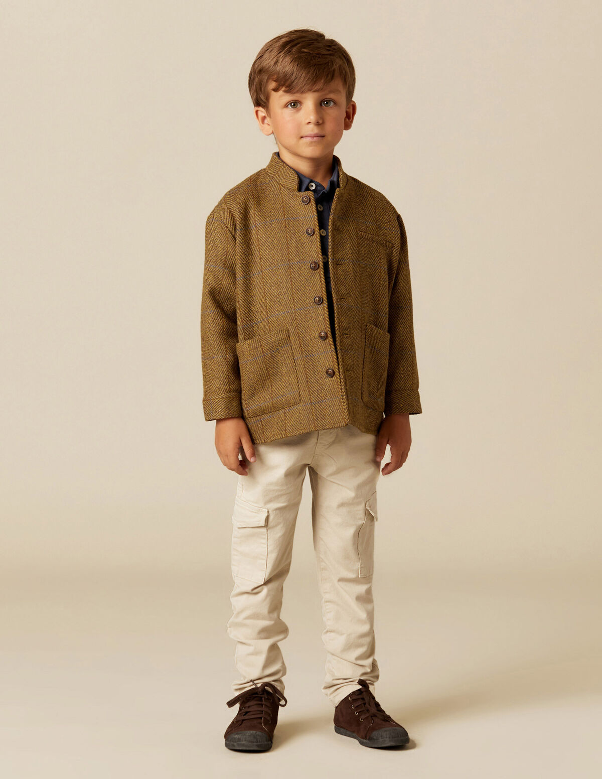 SAND-COLOURED CARGO TROUSERS