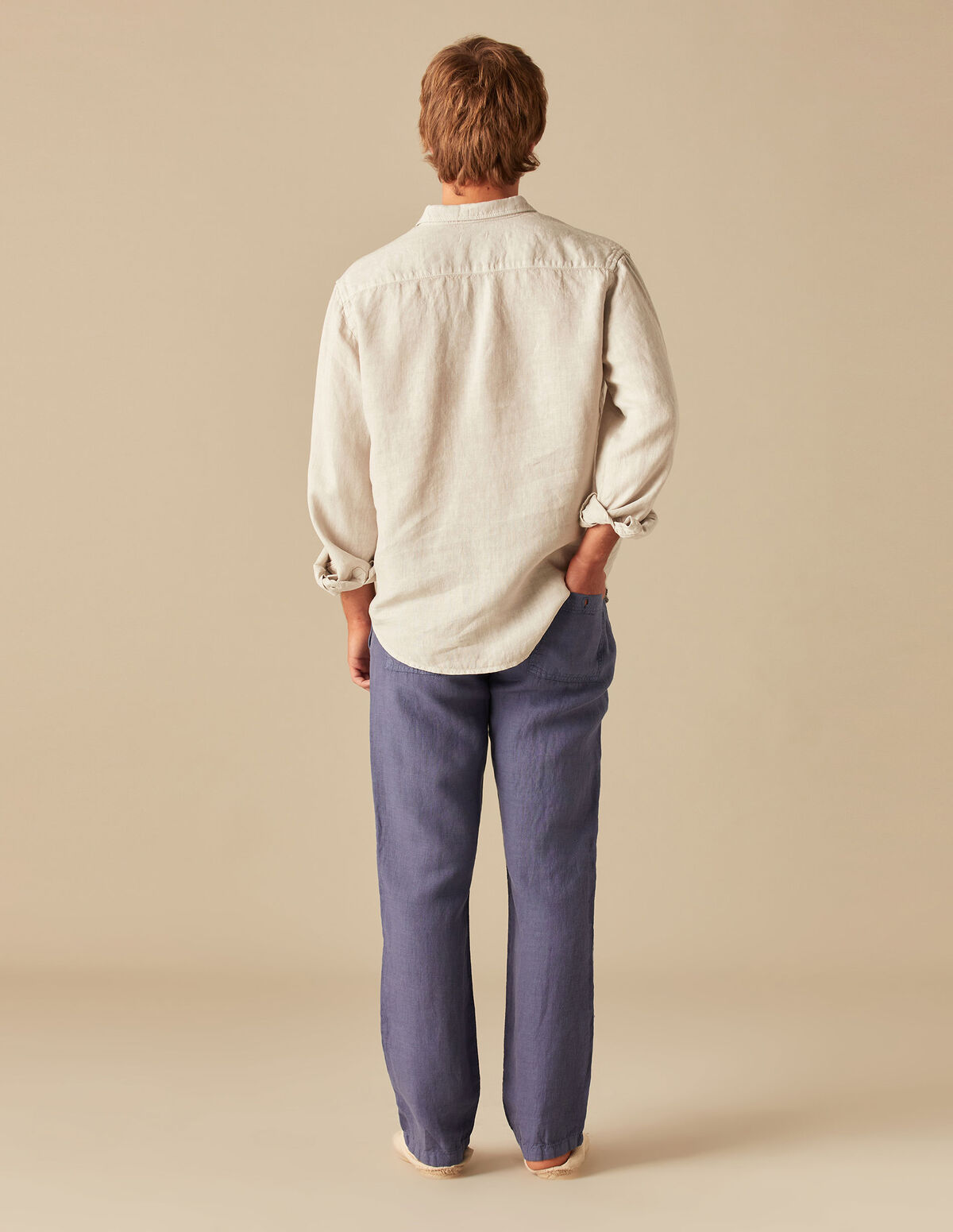 CAMISA CUELLO PICO LINO BLANCO