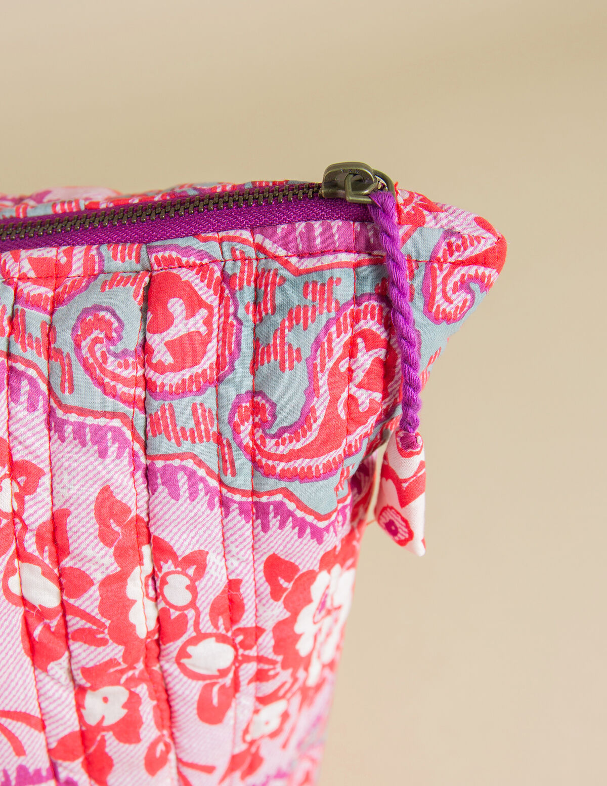 WEEKEND BAG PRINT TAPESTRY
