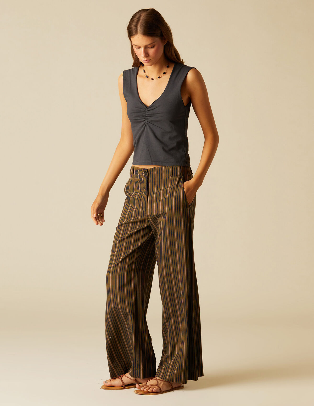 PANTALÓN ANCHO RAYAS WALNUT