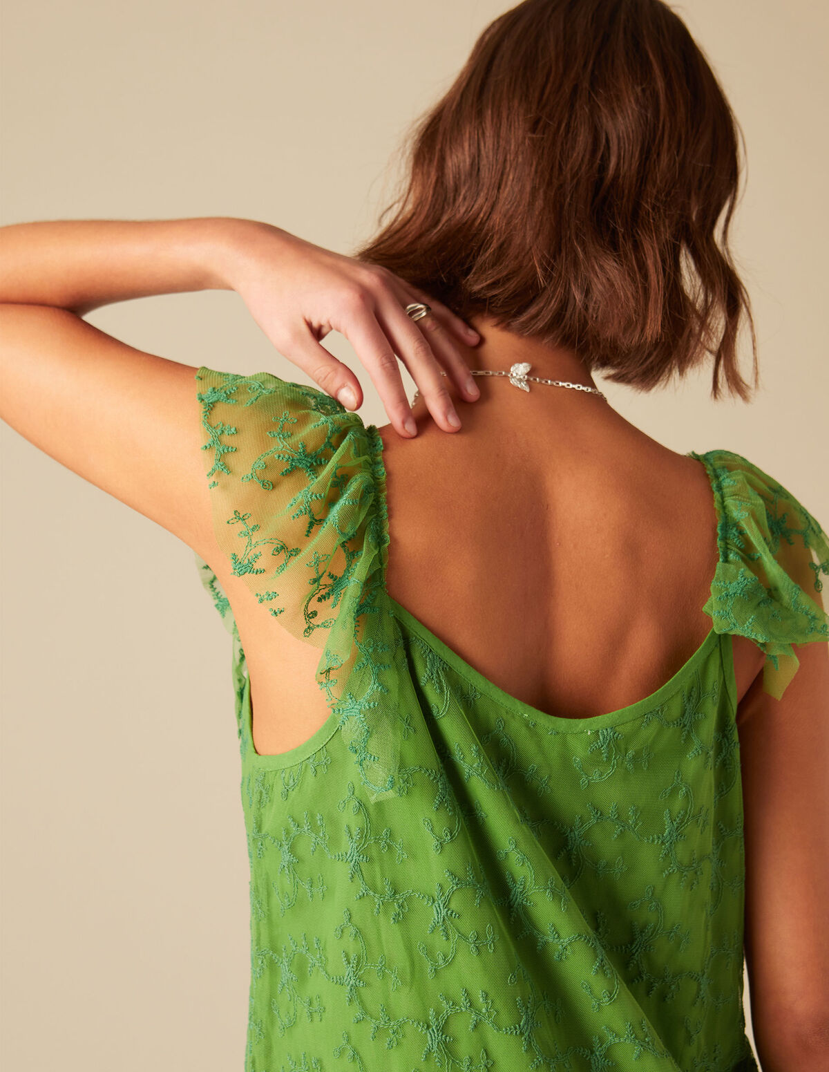 VESTIDO ENCAJE VERDE