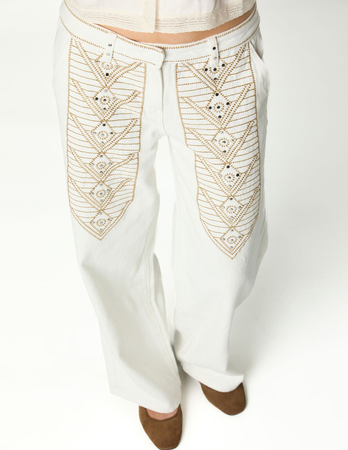 PANTALON BORDADO DENIM BLANCO