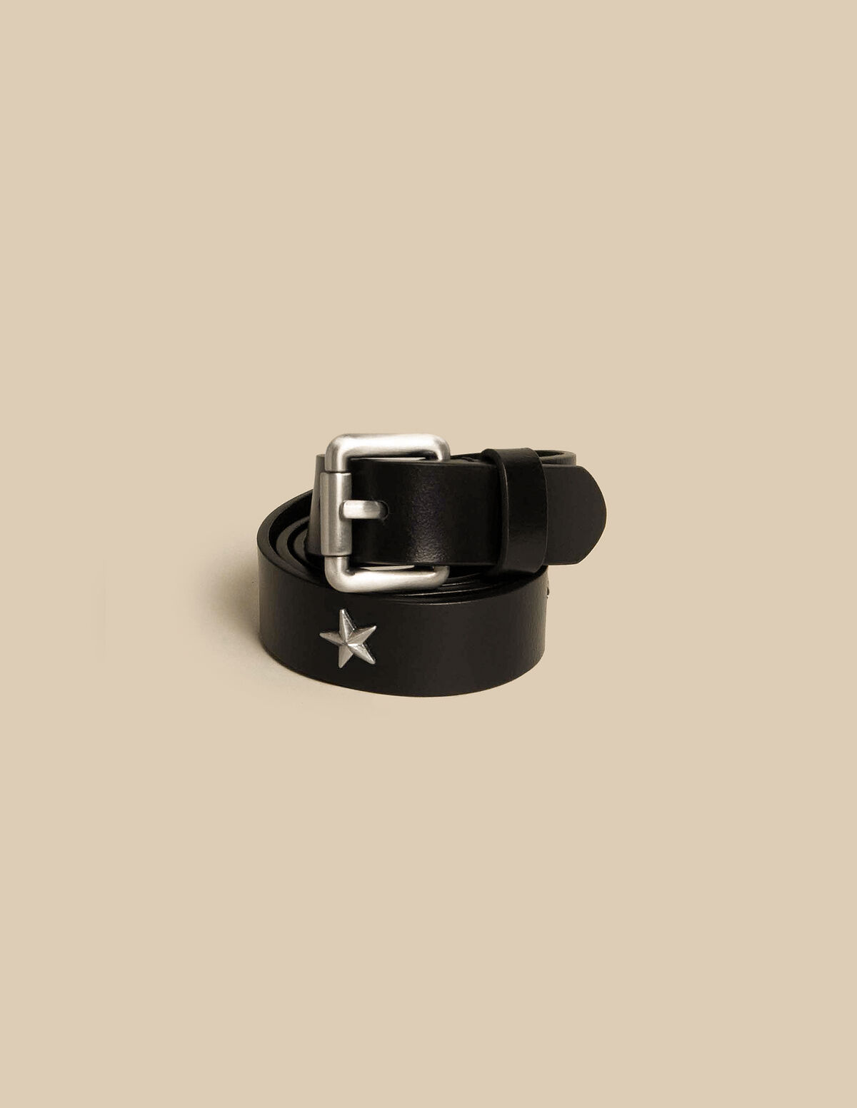 CINTURÓN ESTRELLAS PLATEADAS NEGRO