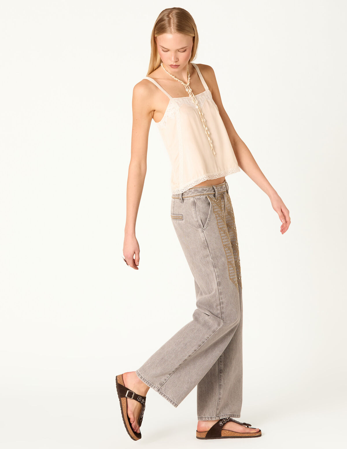 PANTALON BORDADO DENIM BLANCO