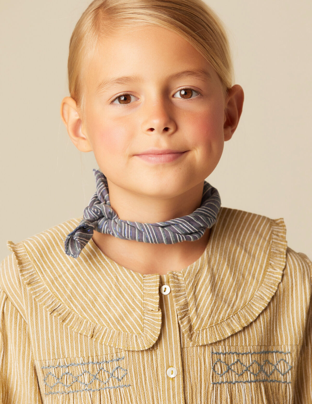 CAMISA RAYA MOSTAZA NIDOS