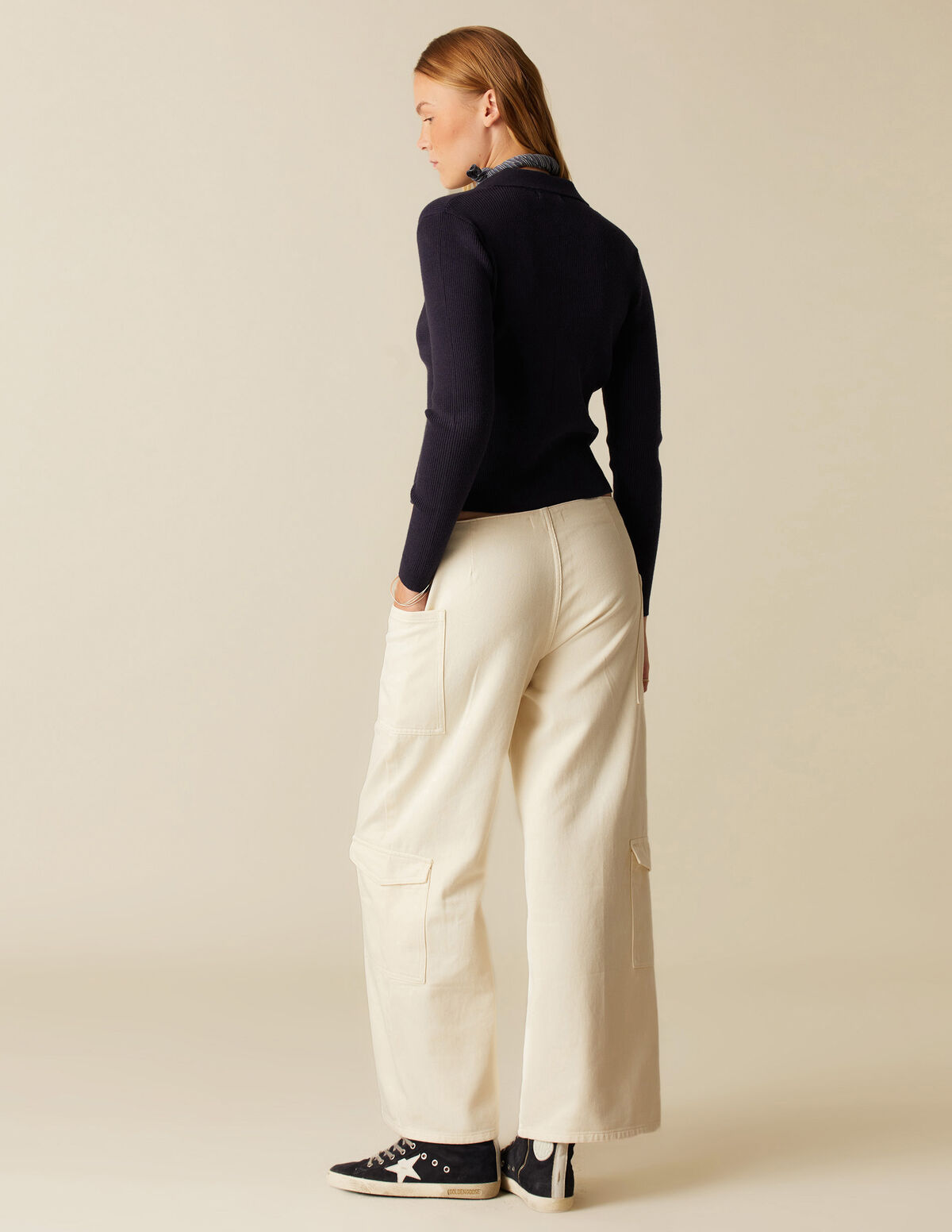 PANTALÓN CRUCE BOLSILLOS CRUDO
