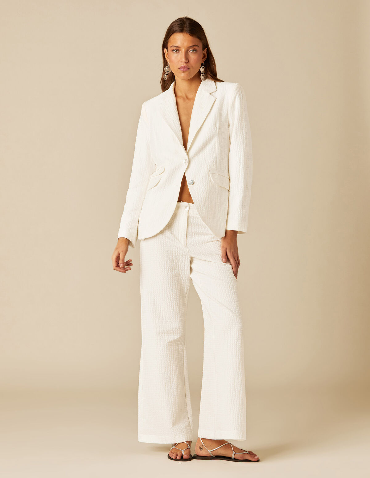 WHITE TEXTURED BLAZER