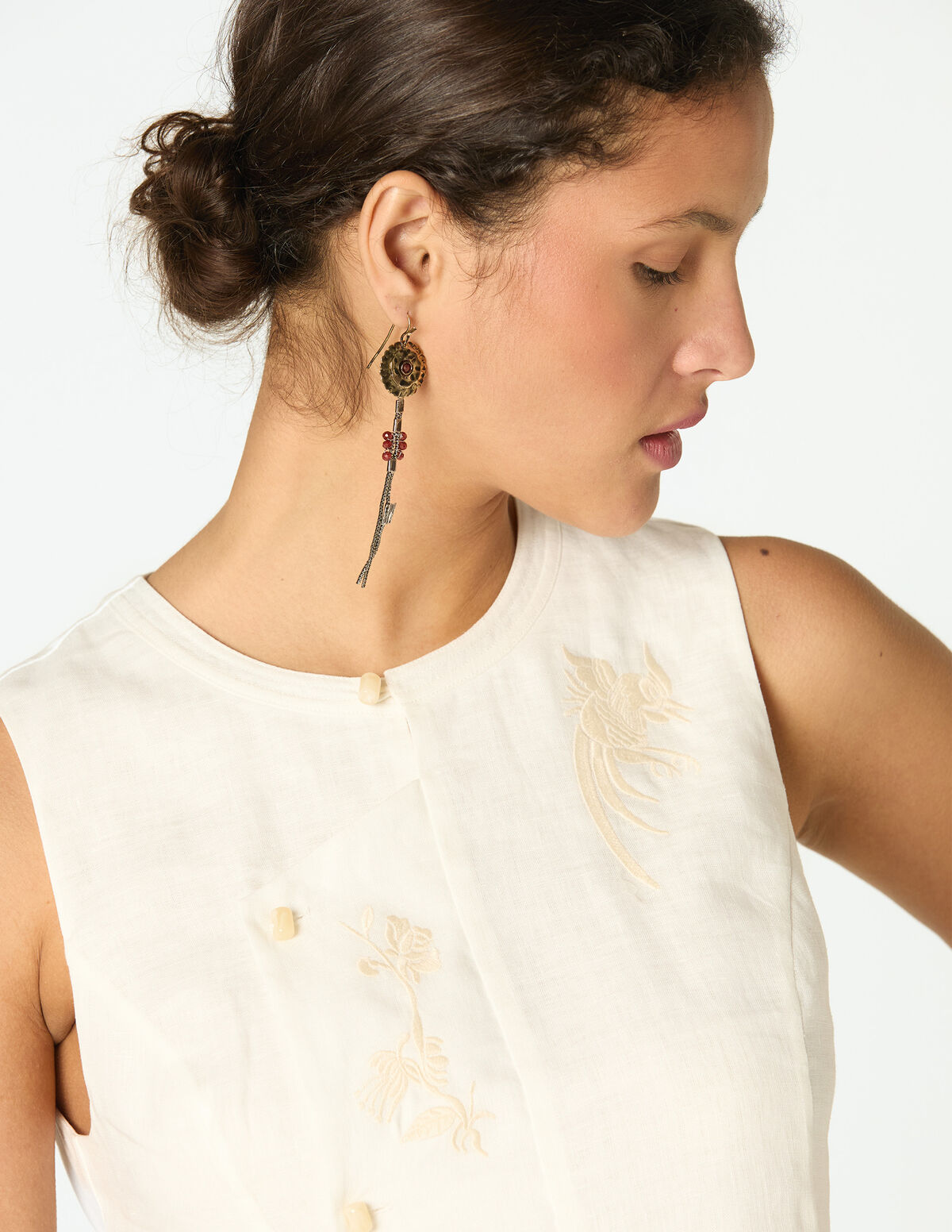 ECRU EMBROIDERED SHIRT