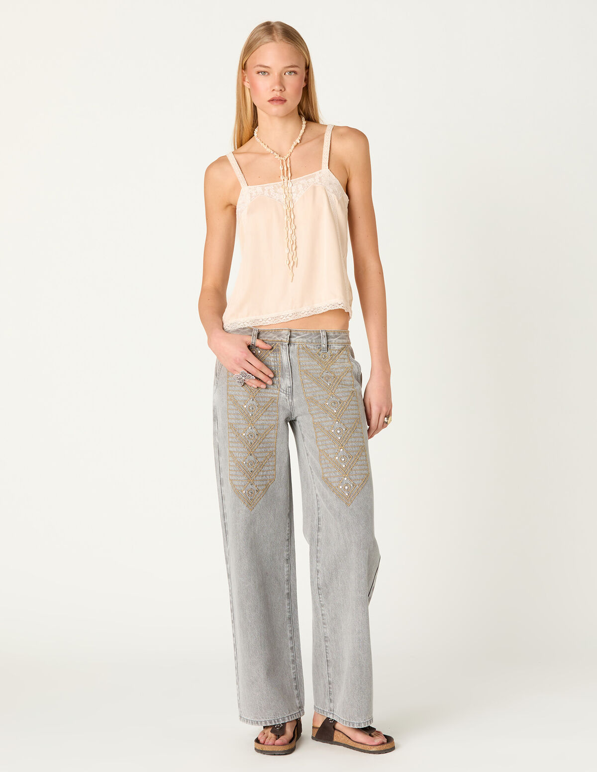 PANTALON BORDADO DENIM BLANCO