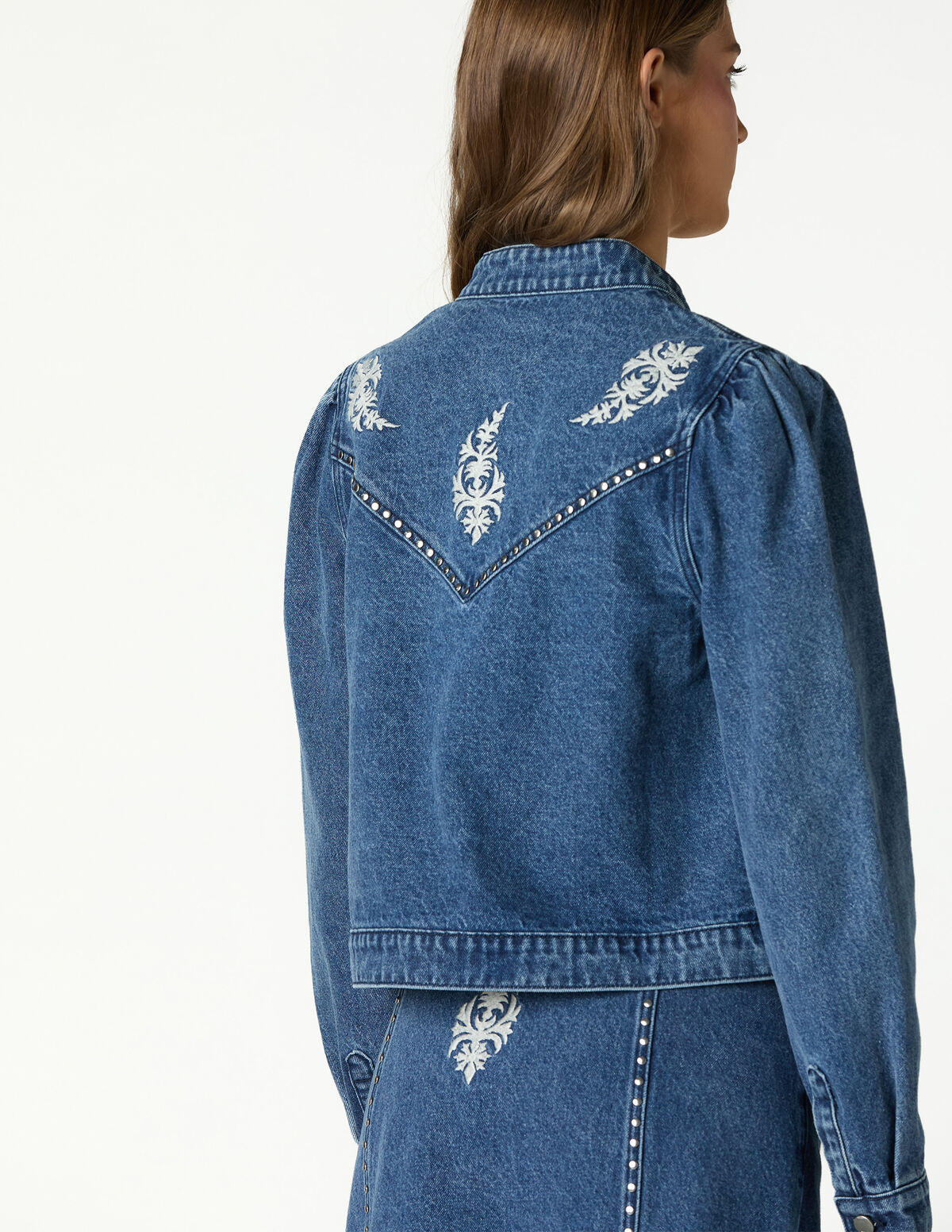 BLUE EMBROIDERED DENIM JACKET