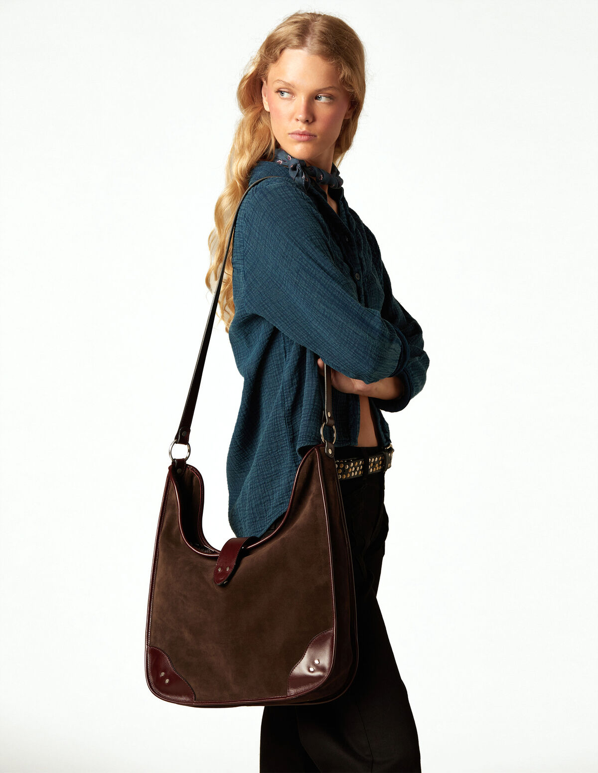 CAL&Ccedil;AS CINZENTAS BOLSOS COSTURAS