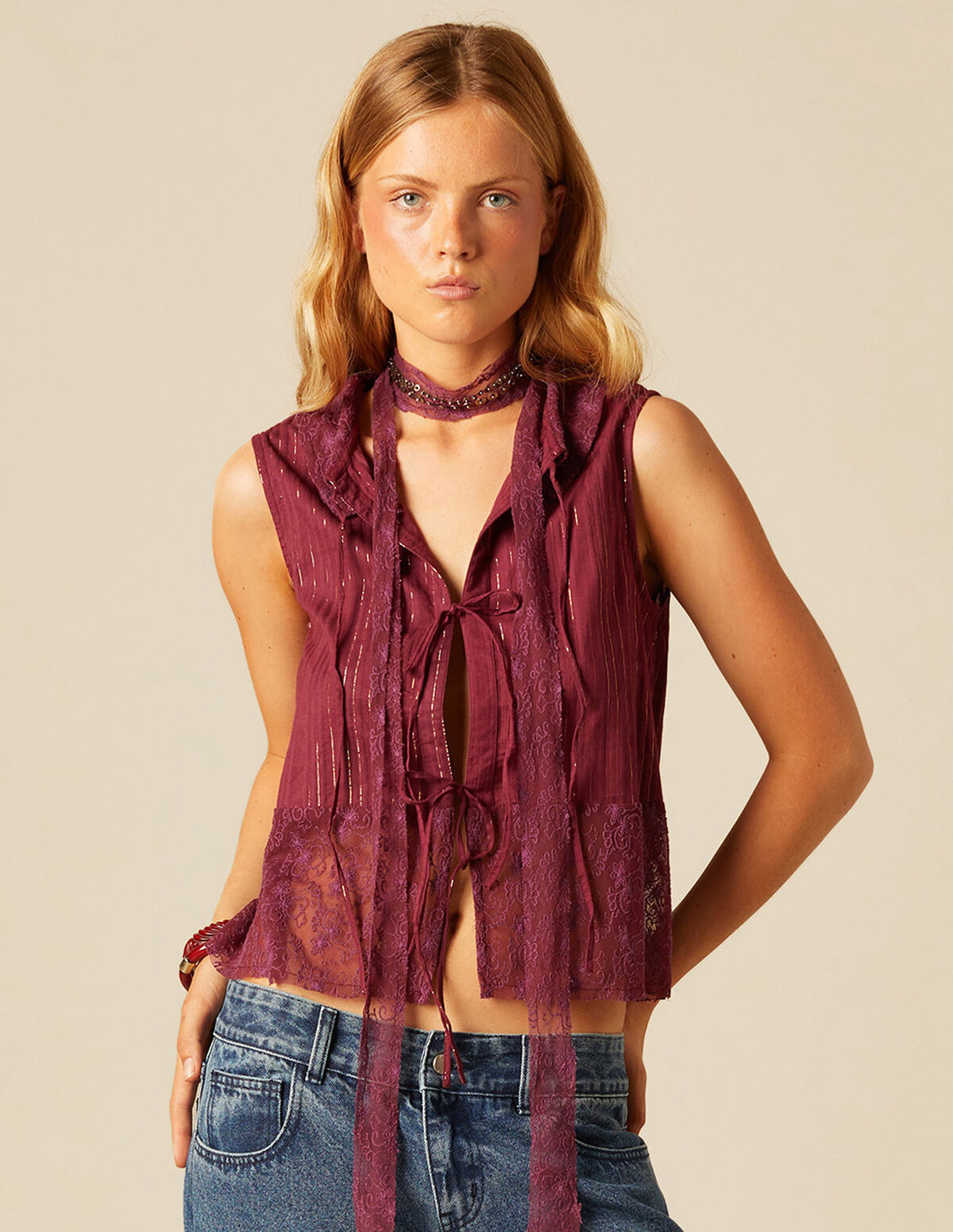 ECRU LACE SCARF