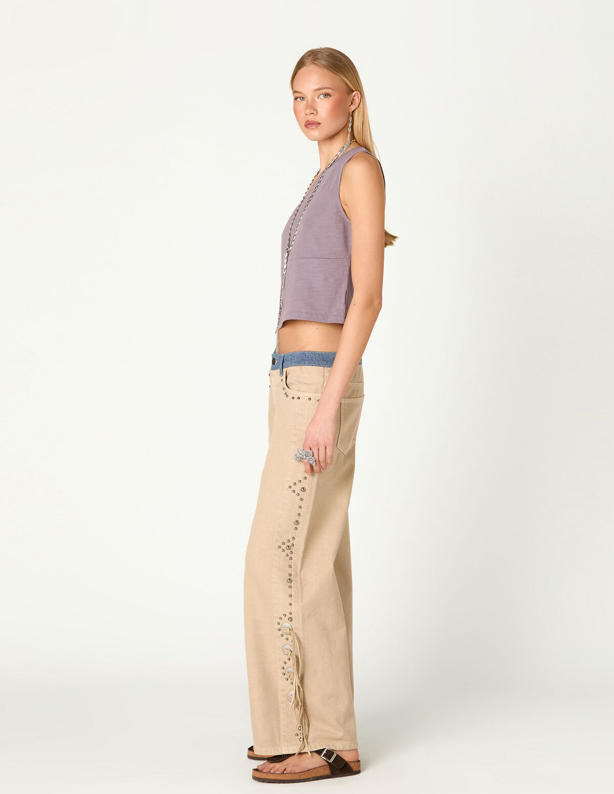 BEIGE/CONTRAST STUDDED COWBOY JEANS
