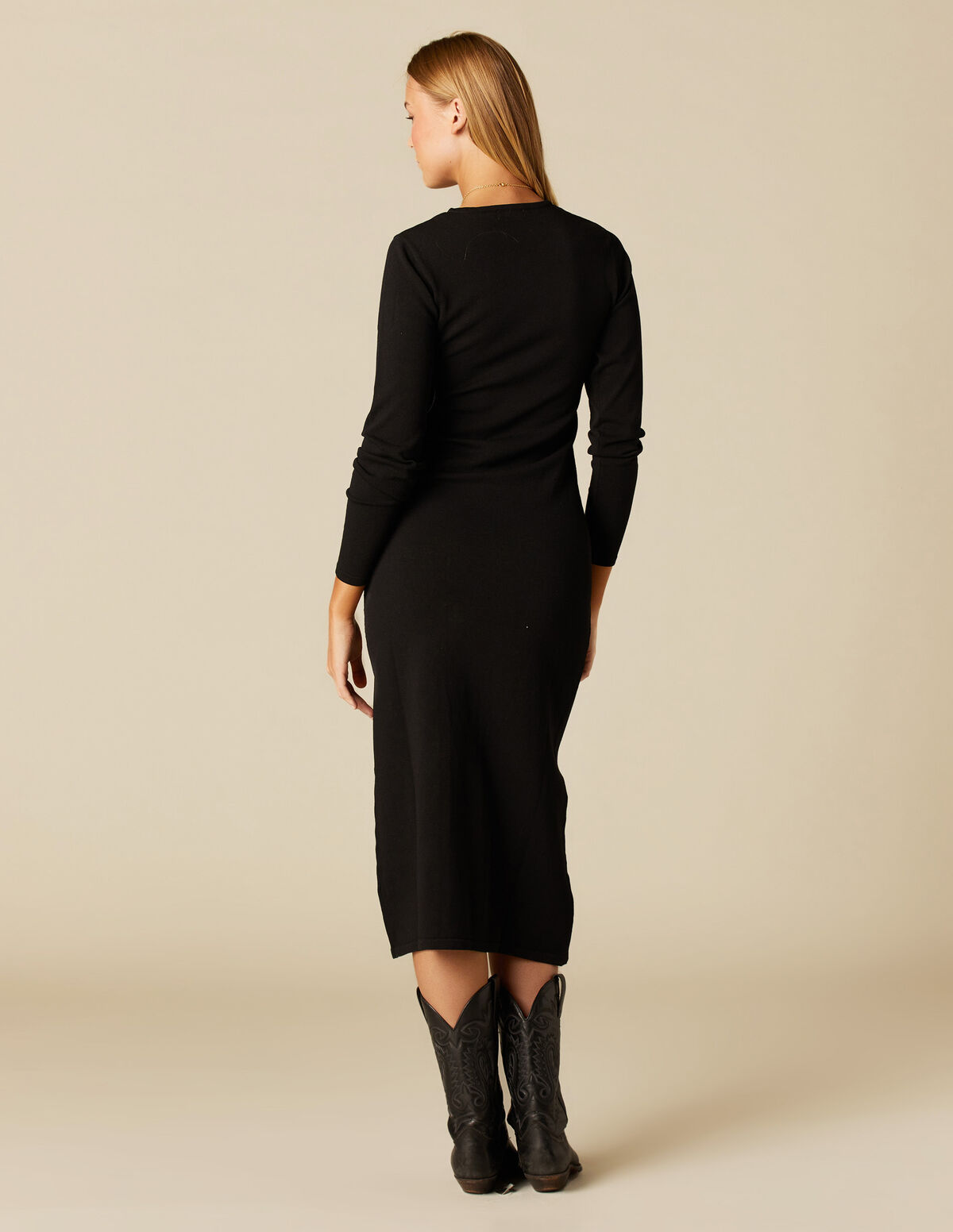 LONG BLACK DRESS