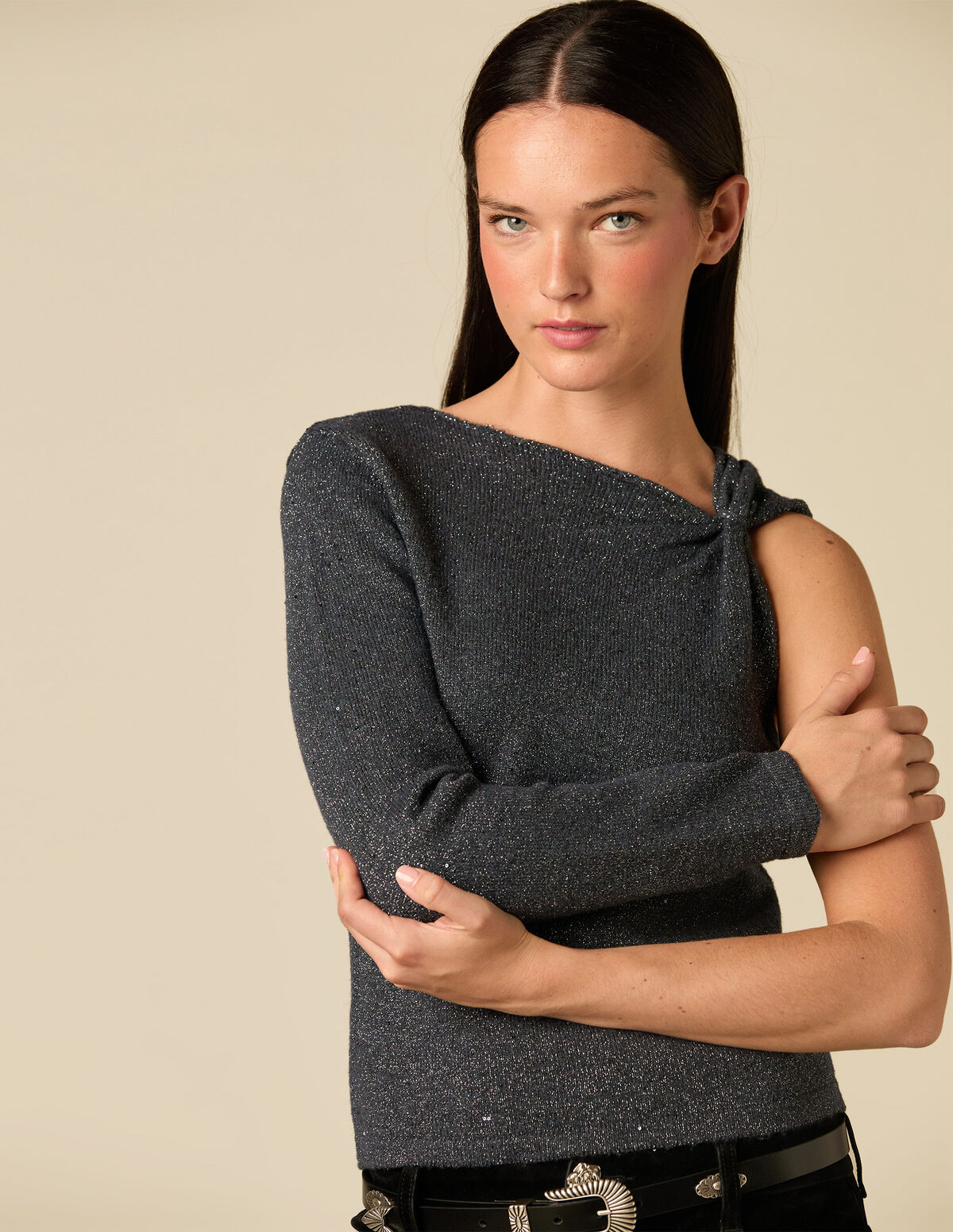 SPARKS KNIT TOP