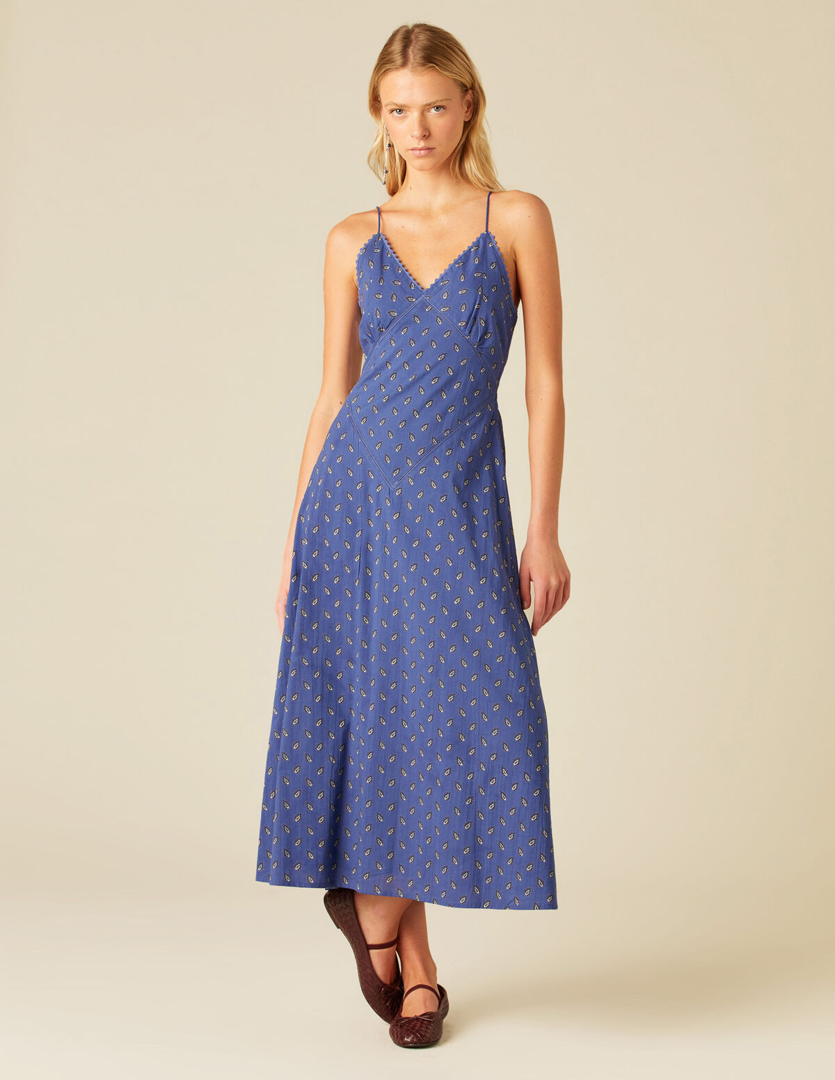 VESTIDO TIRANTES HOJAS AZUL