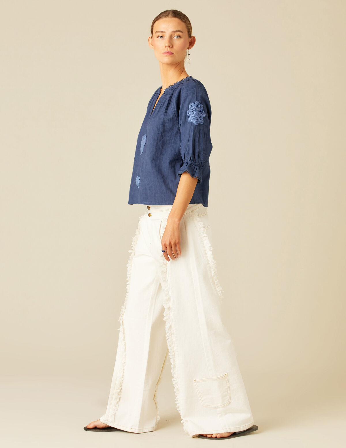 CAMISA PARCHES FLOR AZUL