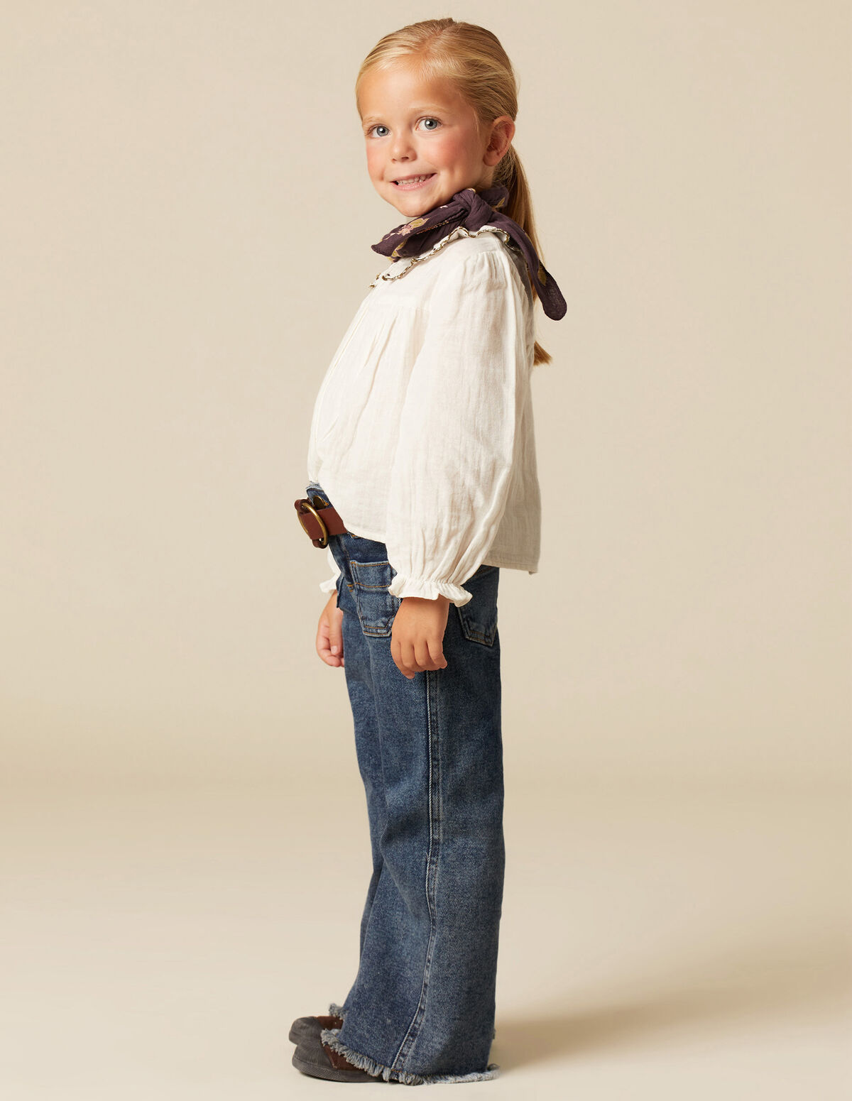 BERRY EMBROIDERED SHIRT