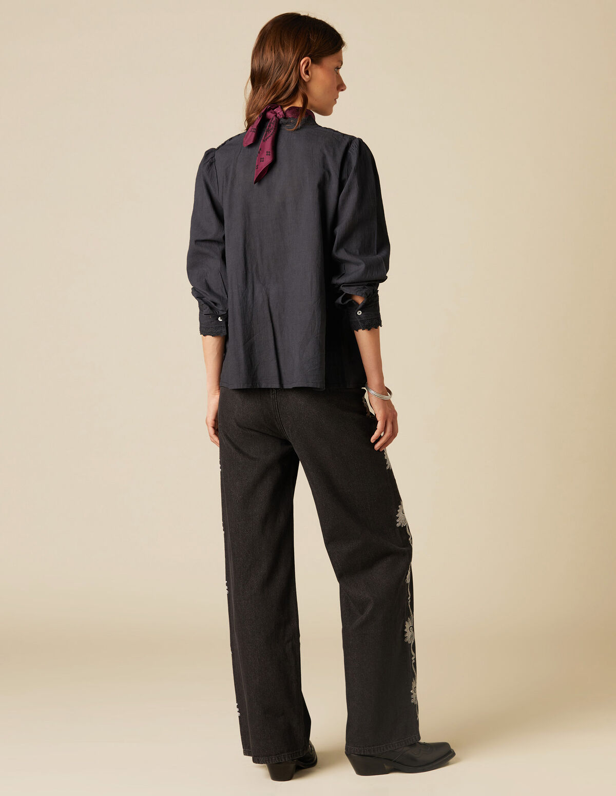ANTHRACITE JEANS WITH SILVER EMBROIDERY