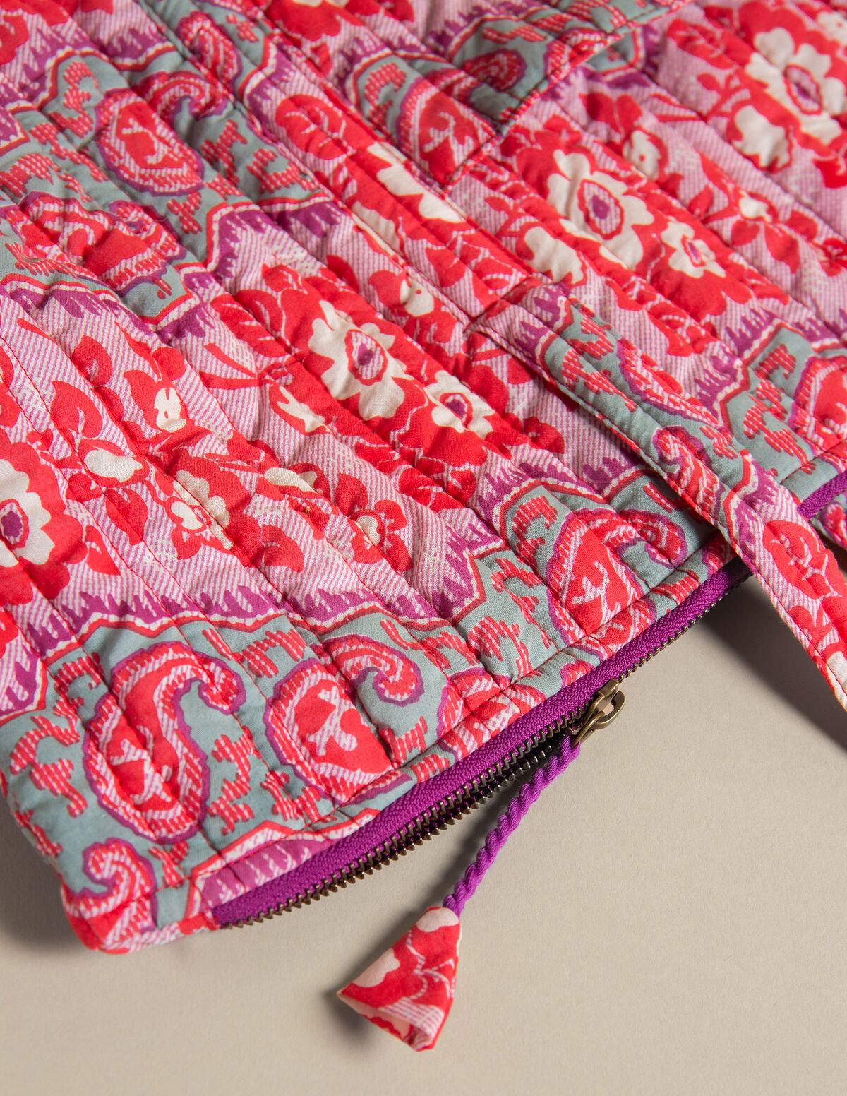 WEEKEND BAG PRINT TAPESTRY
