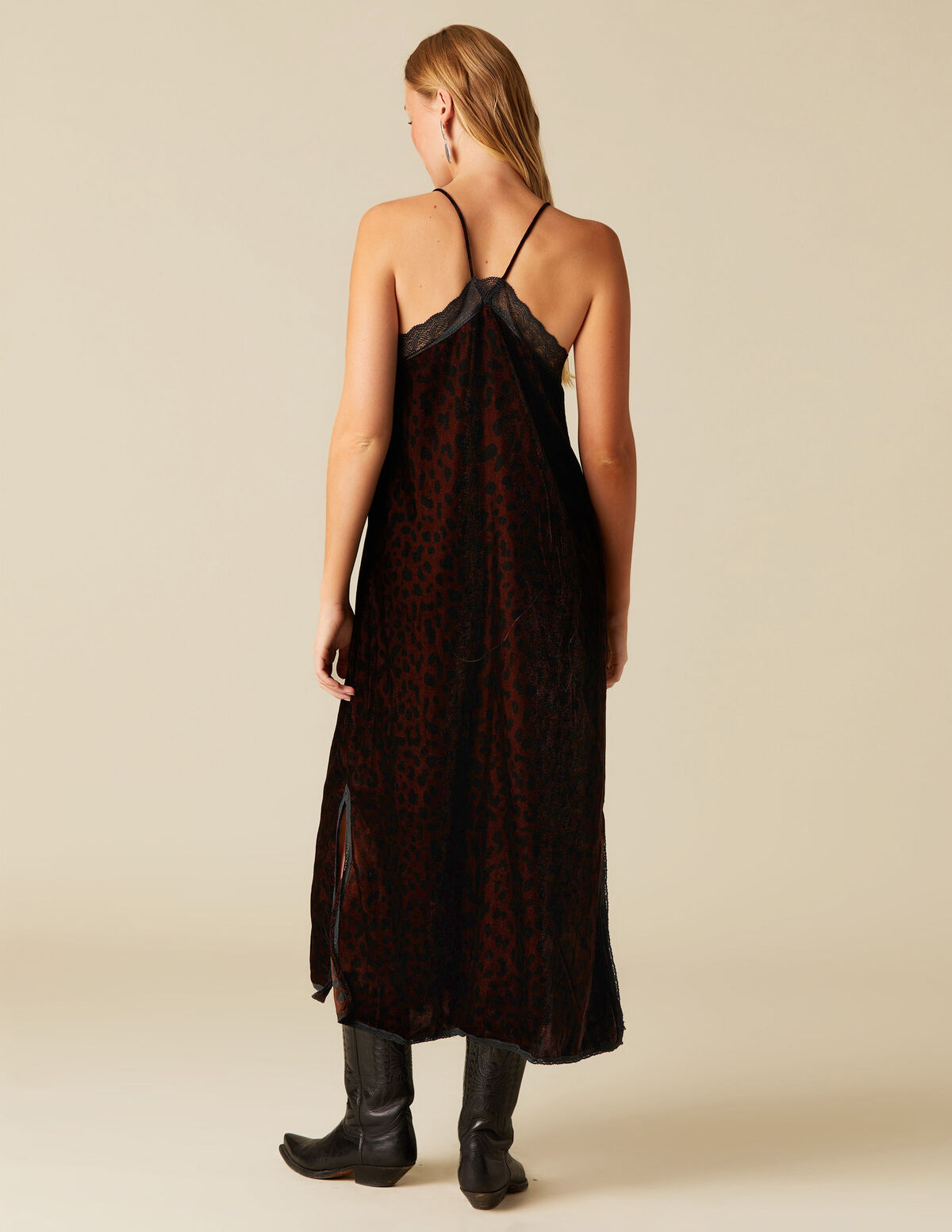 VESTIDO ESTILO LINGERIE ANIMAL PT