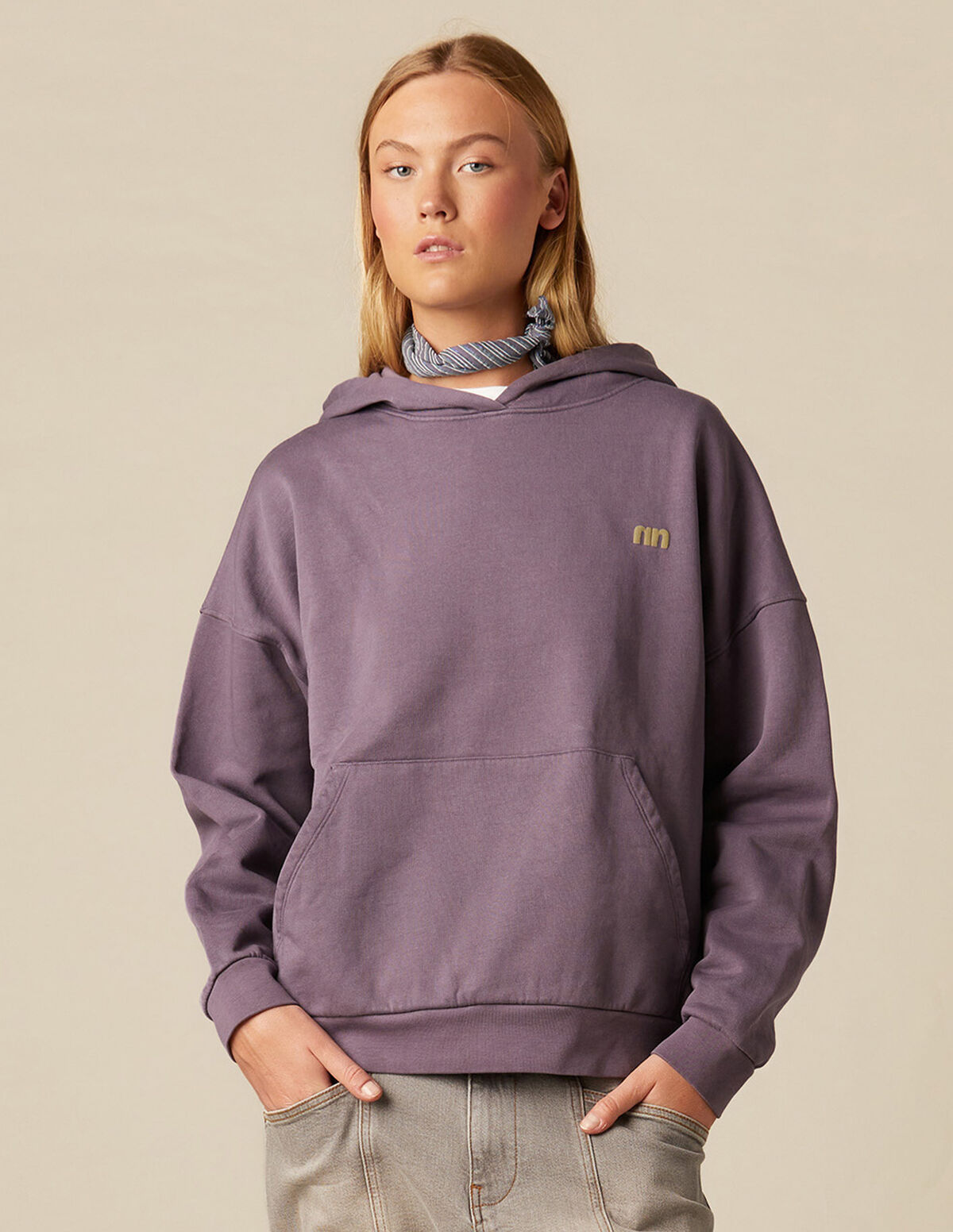 SUDADERA MORA NN