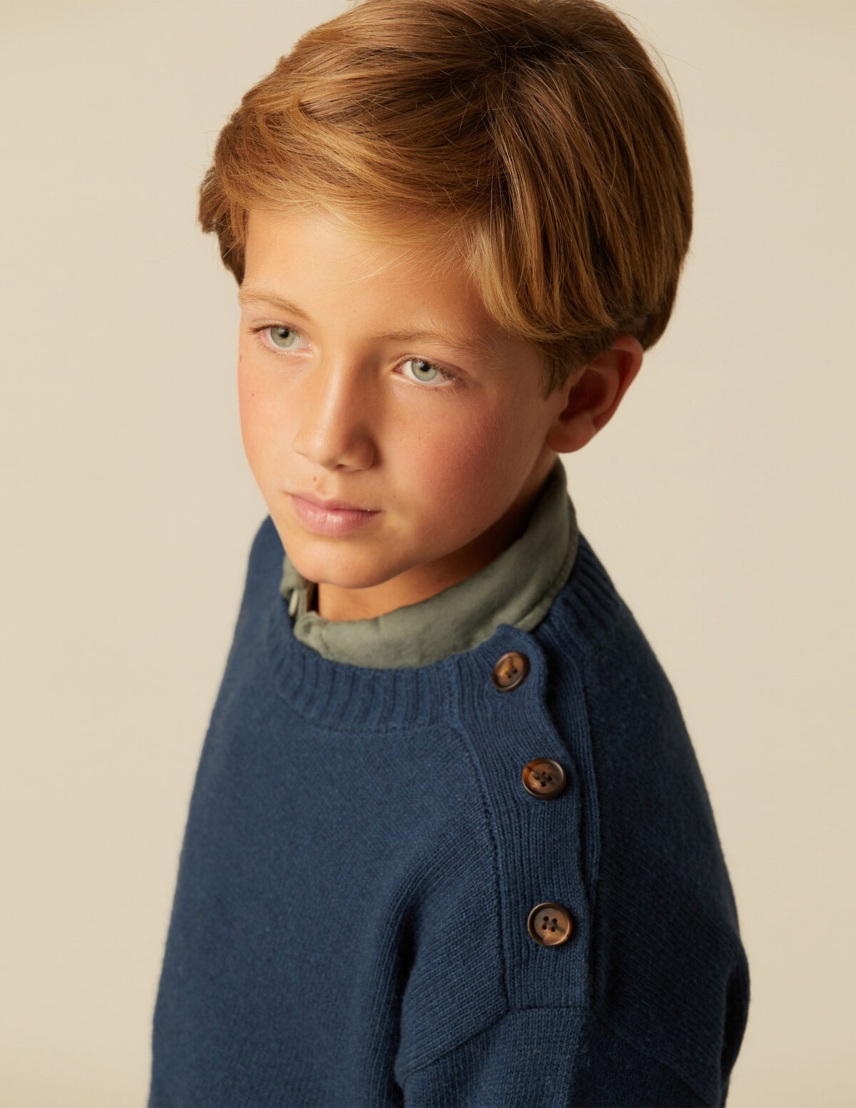 PULL MAILLE BOUTONS BLEU