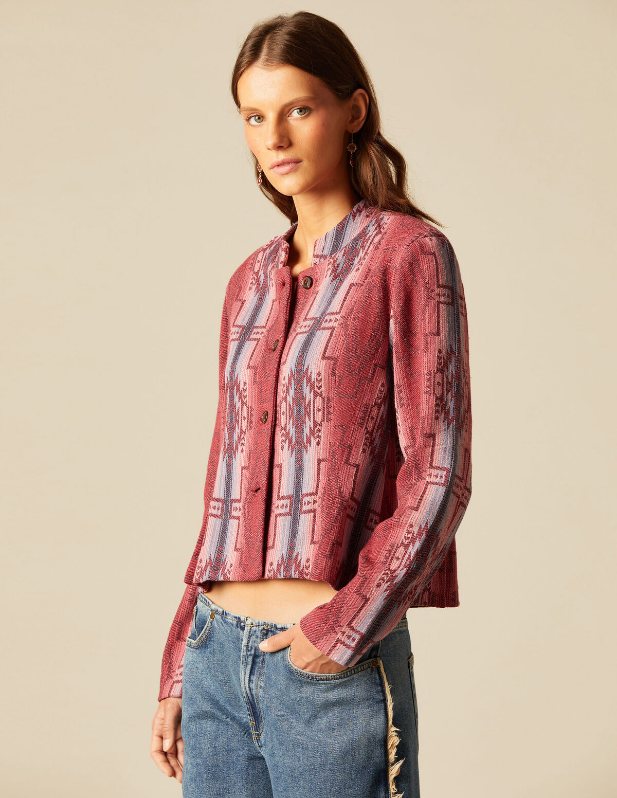 VESTE ETHNIQUE