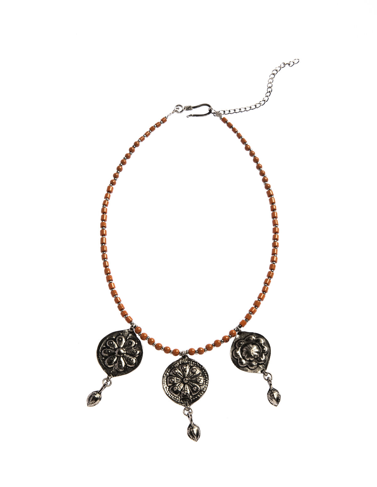 ORANGE MEDALLION NECKLACE