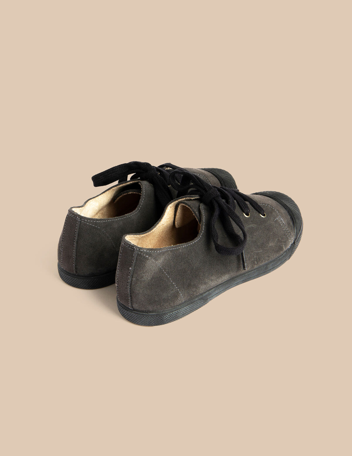 ANTHRACITE LACE-UP TRAINERS