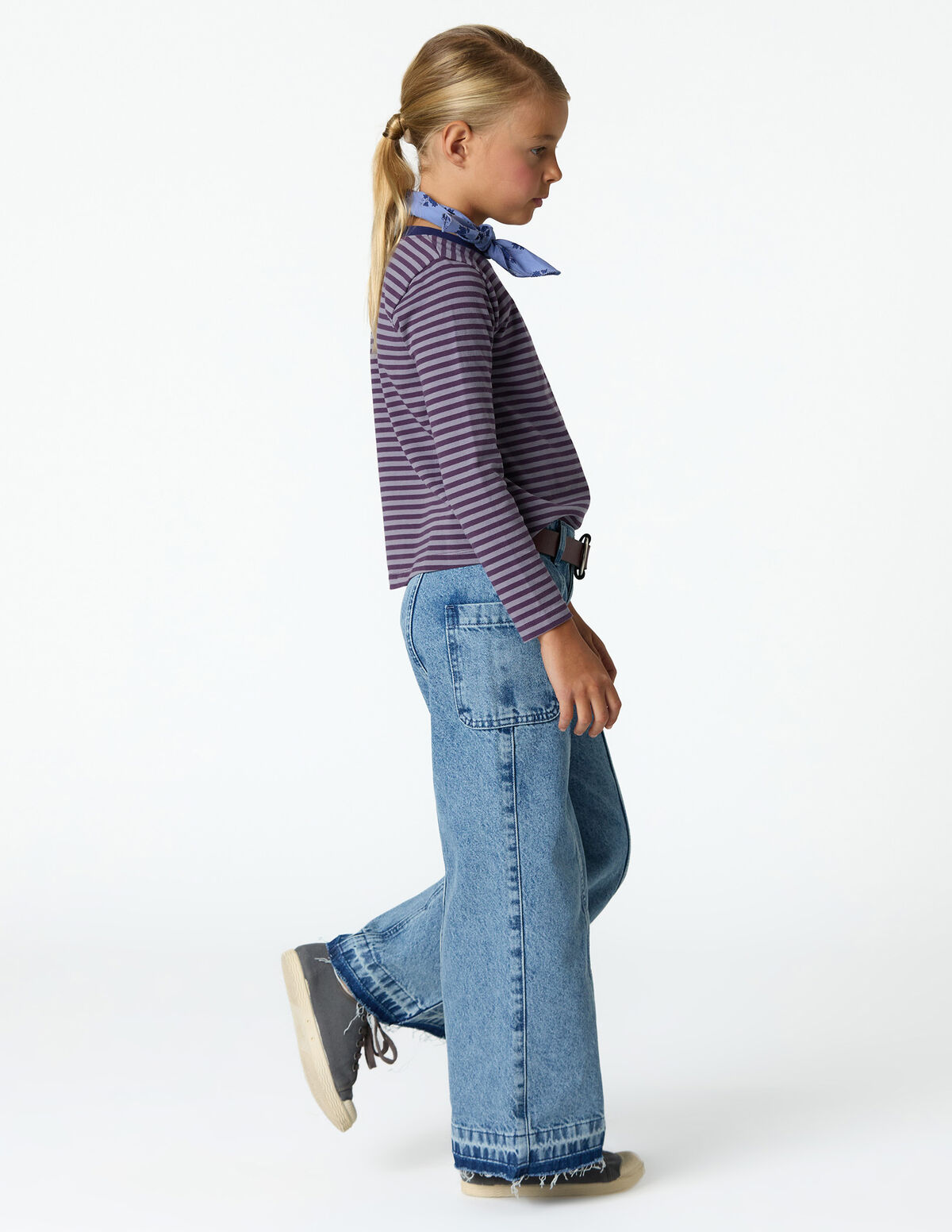 T-SHIRT RISCAS ROXAS