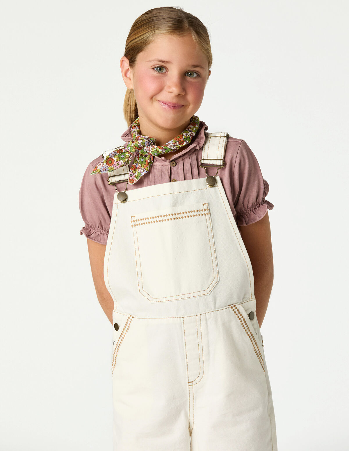 SALOPETTE BLANCHE POCHES BROD&Eacute;ES