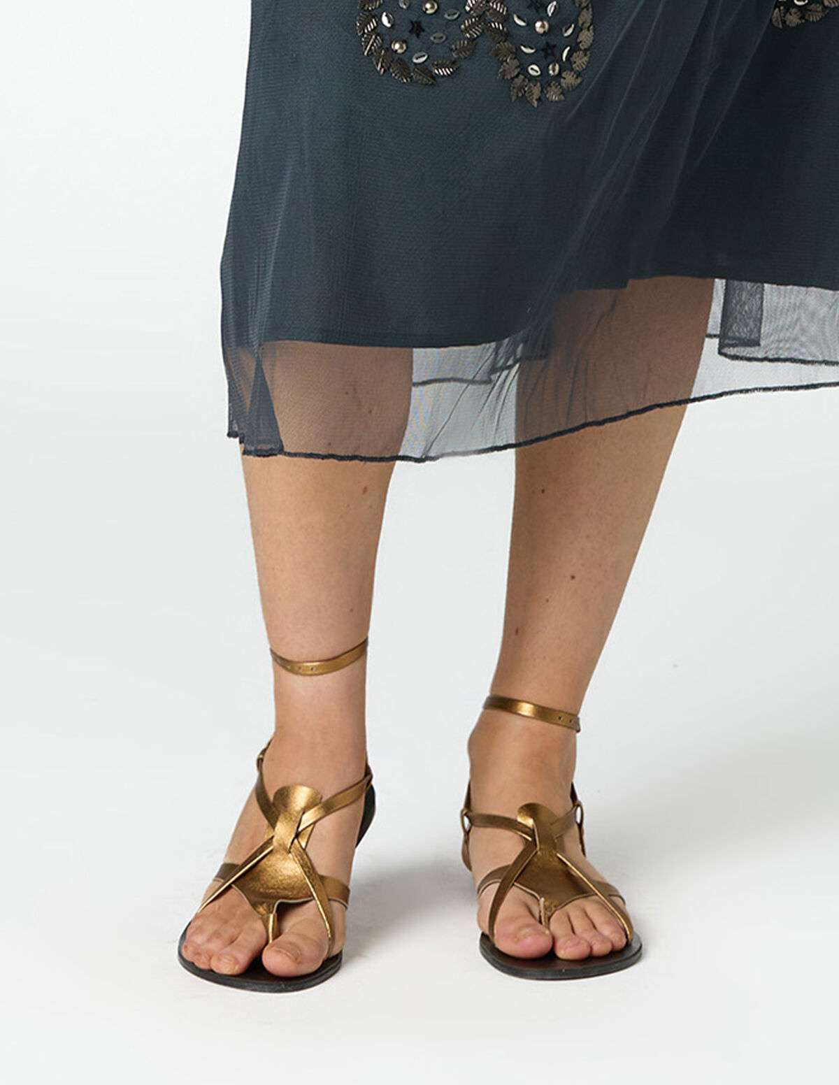 SANDALES DOR&Eacute;ES