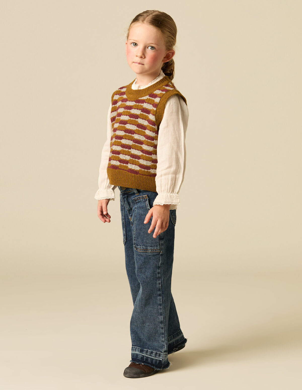 MOTIF KNIT VEST